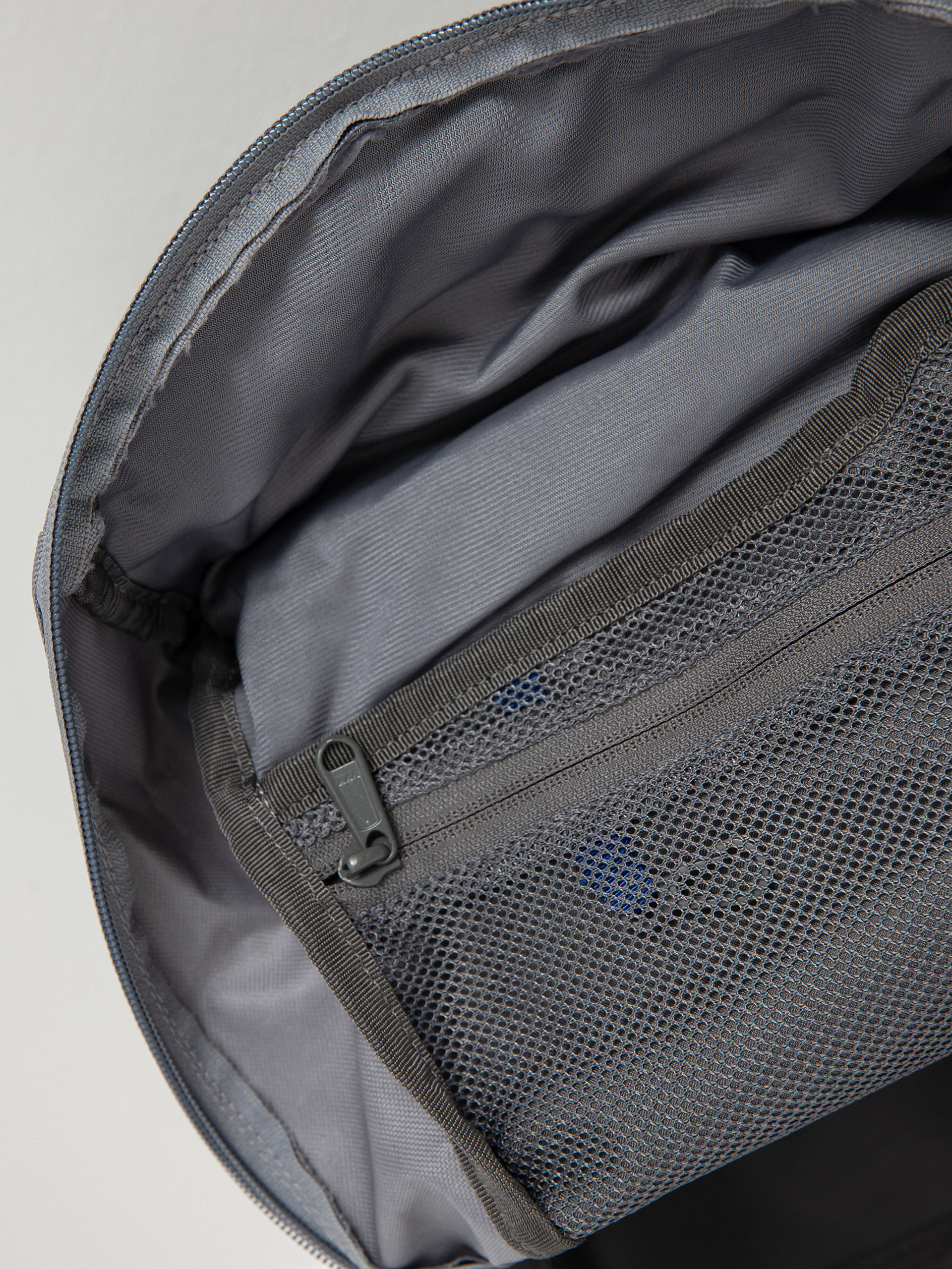 Burton Prospect 2.0 20L Hátizsák (sharkskin)