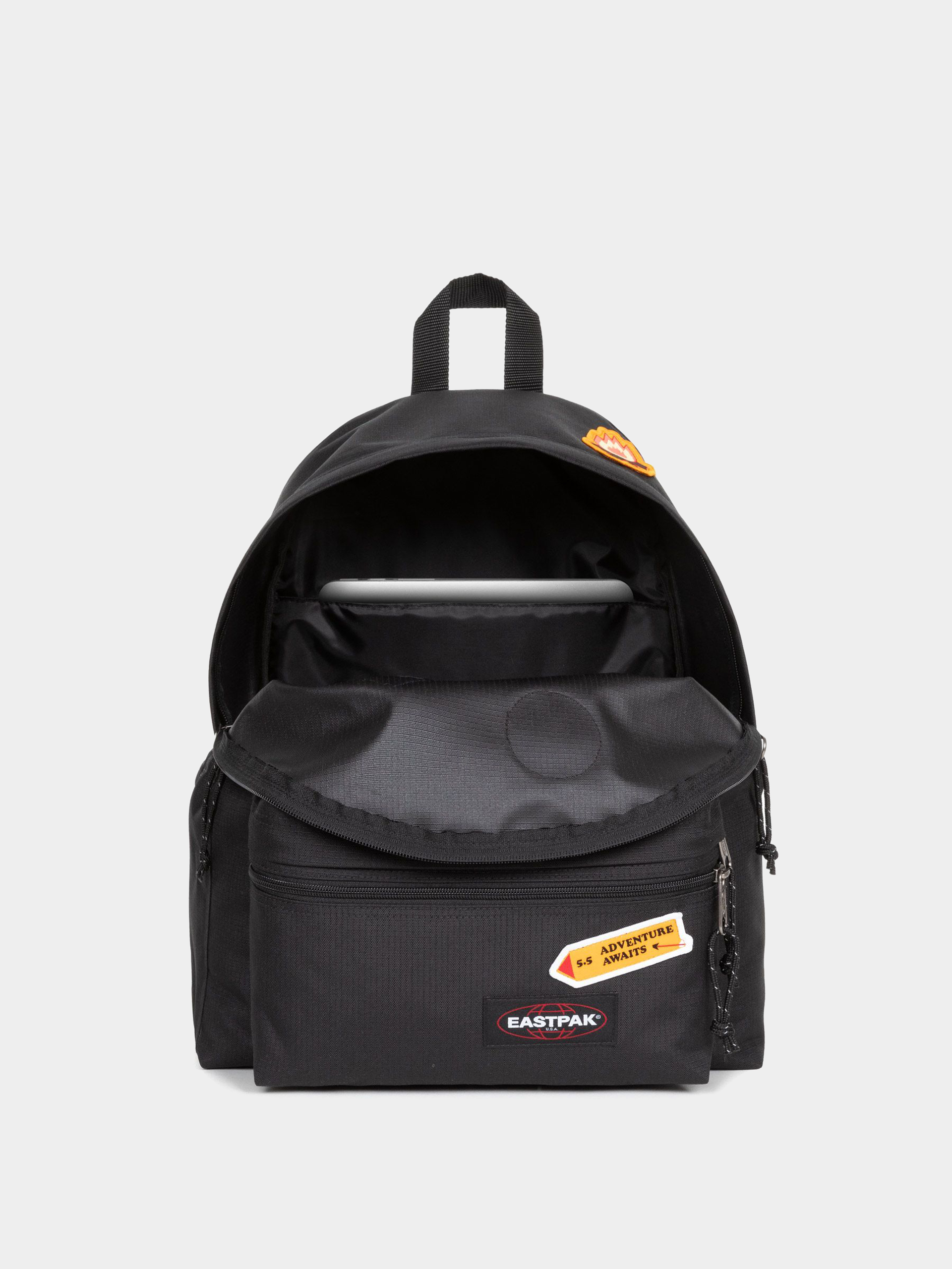 Eastpak Padded Zippl R Hátizsák (camp patch black)