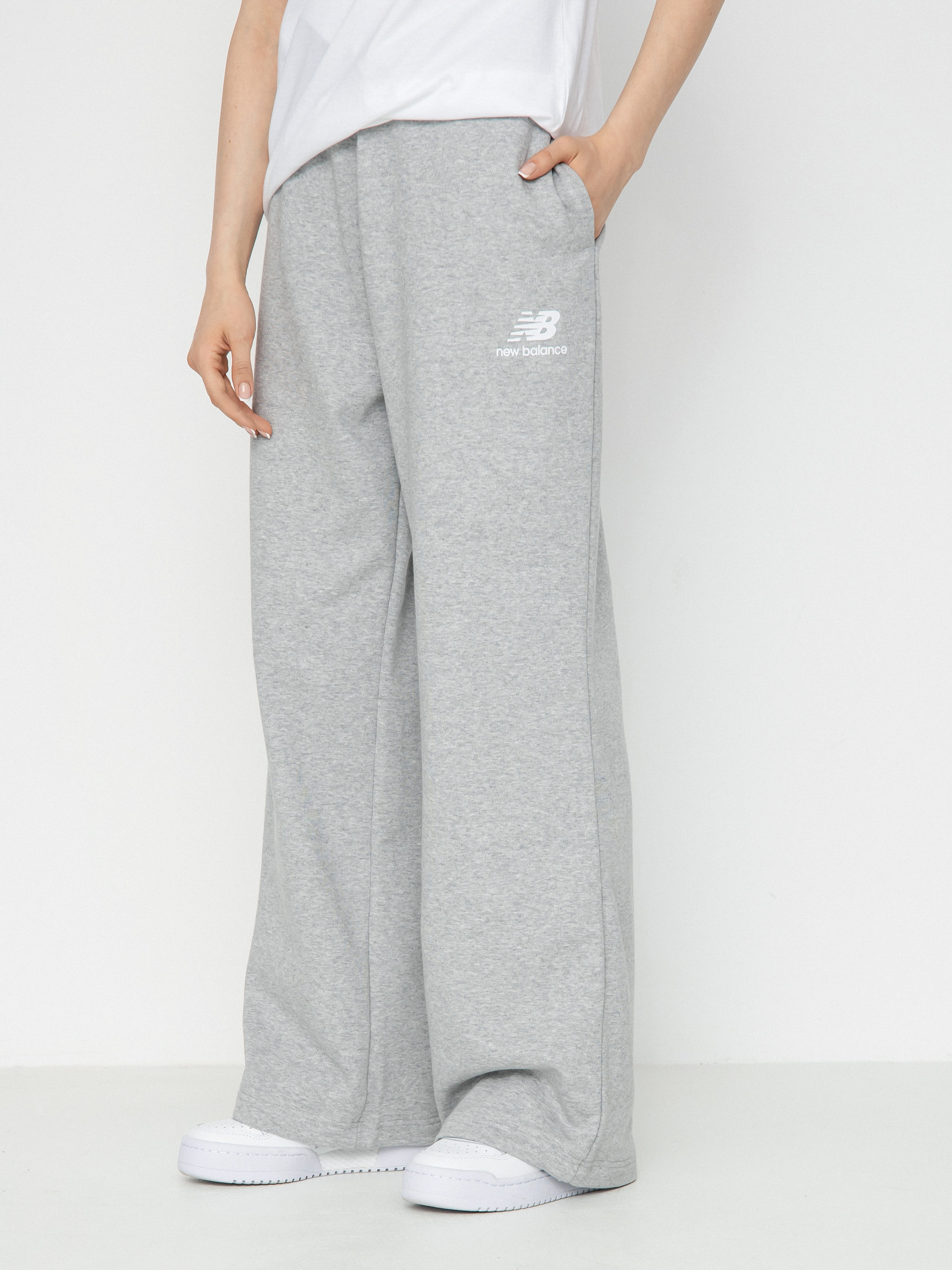 New Balance Essentials Wide Kisnadrág Wmn (nbnavy)