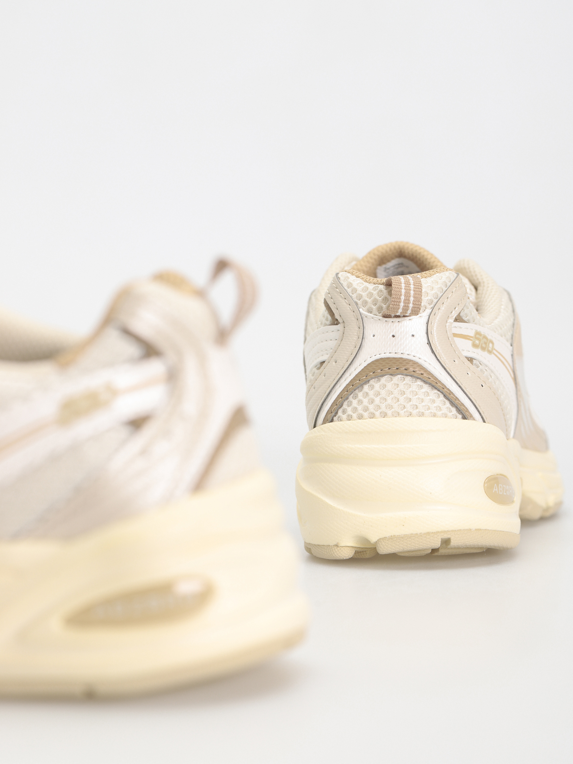 New Balance 530 Cipők (bone)