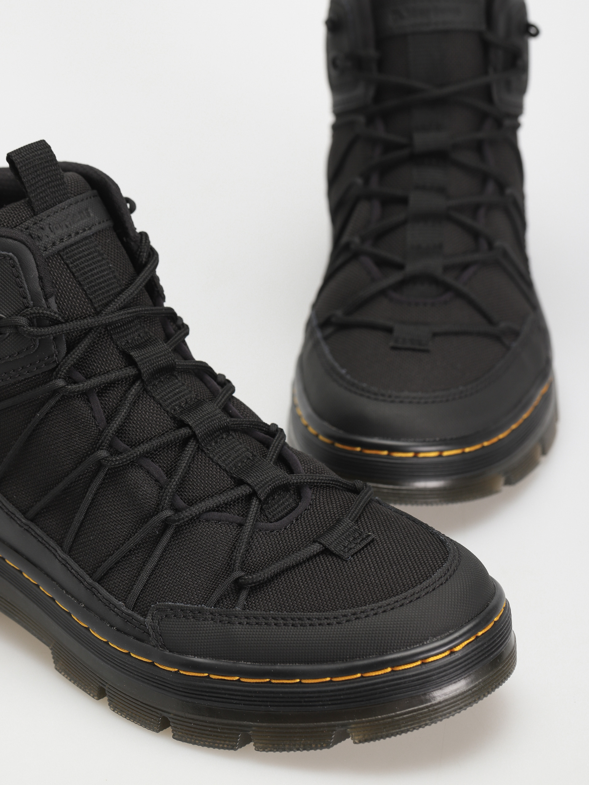 Dr. Martens Buwick Cipők (black)