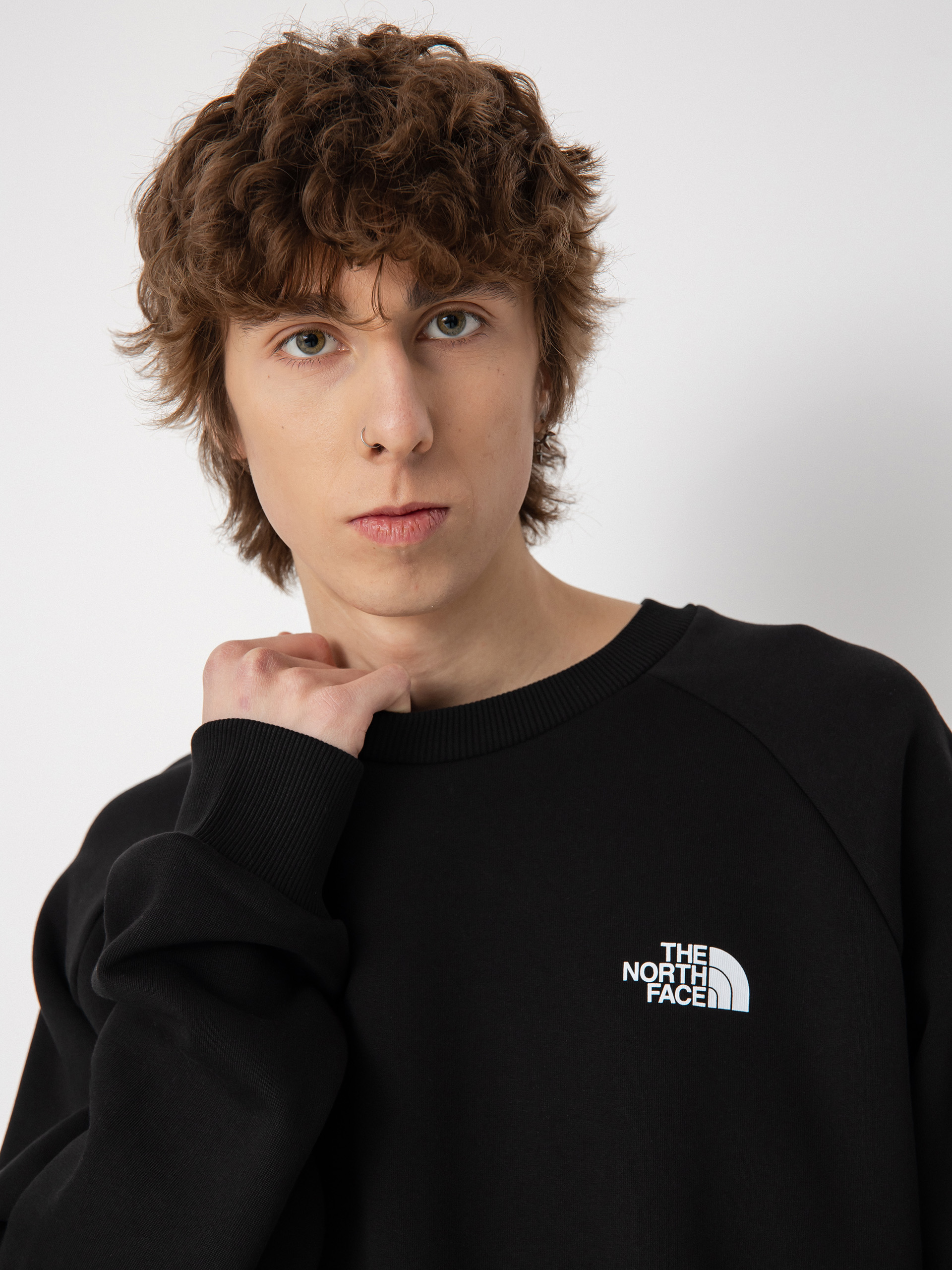 The North Face Raglan Redbox Pulóver (black/red)