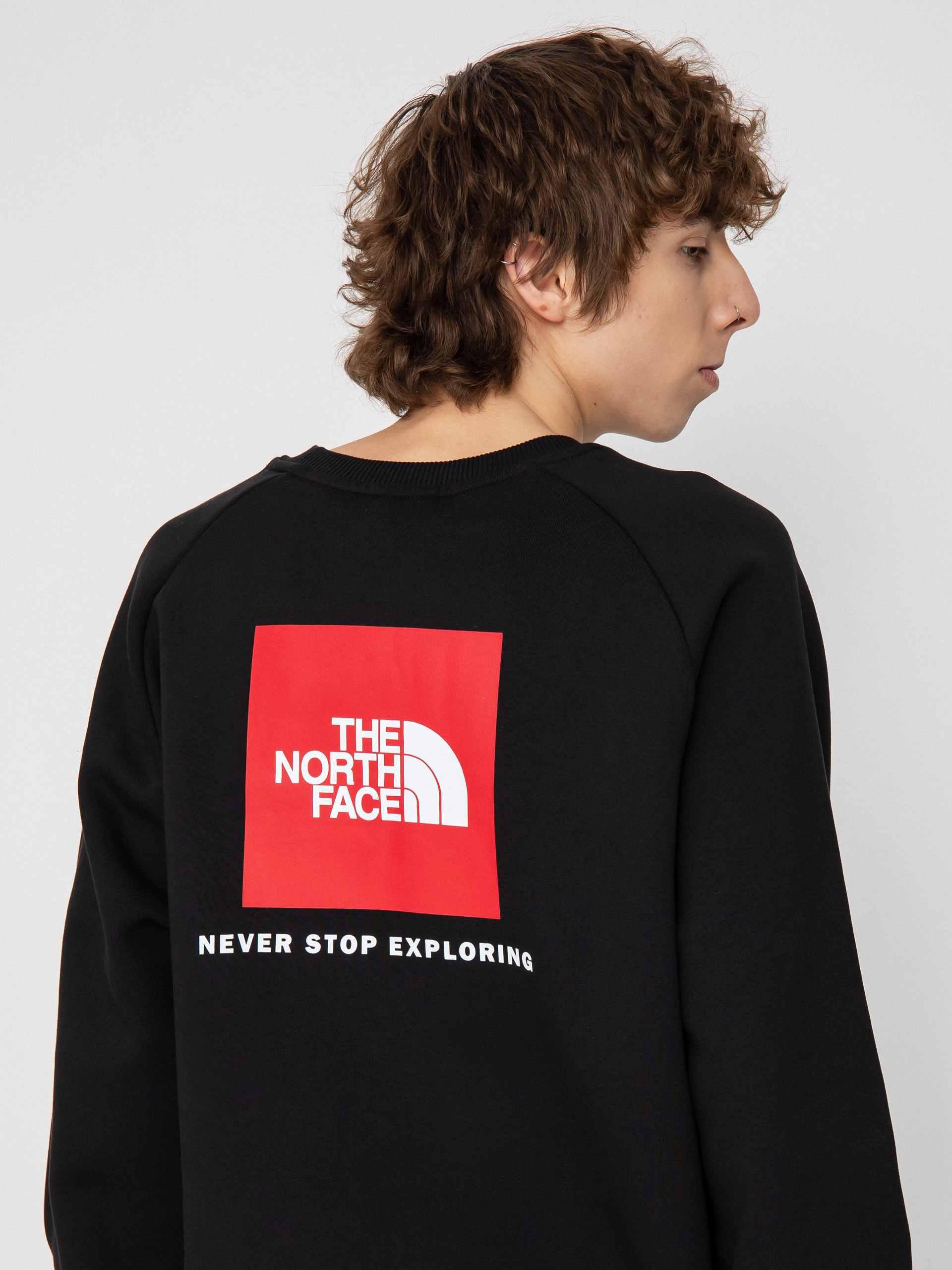 The North Face Raglan Redbox Pulóver (black/red)