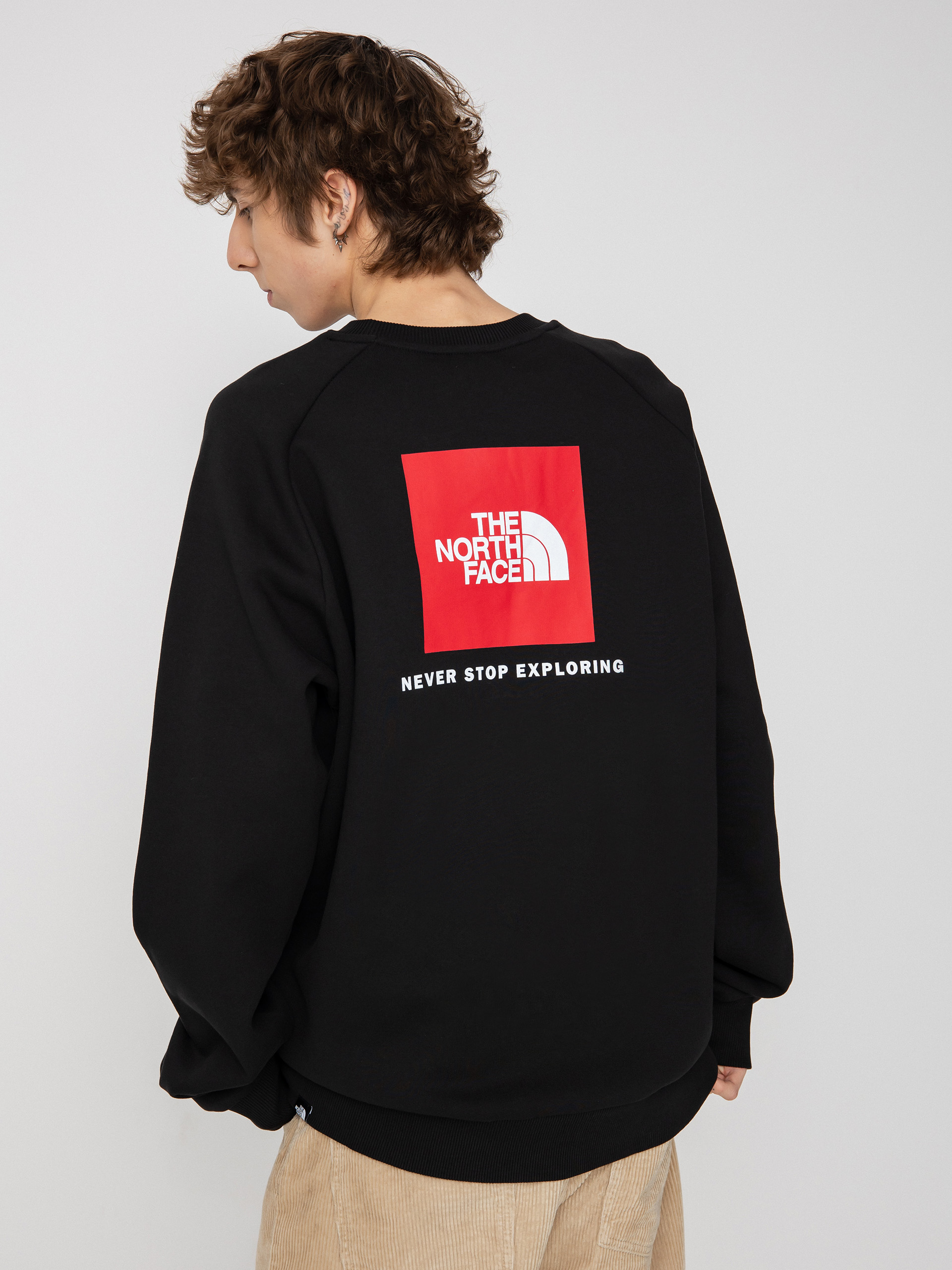 The North Face Raglan Redbox Pulóver (black/red)