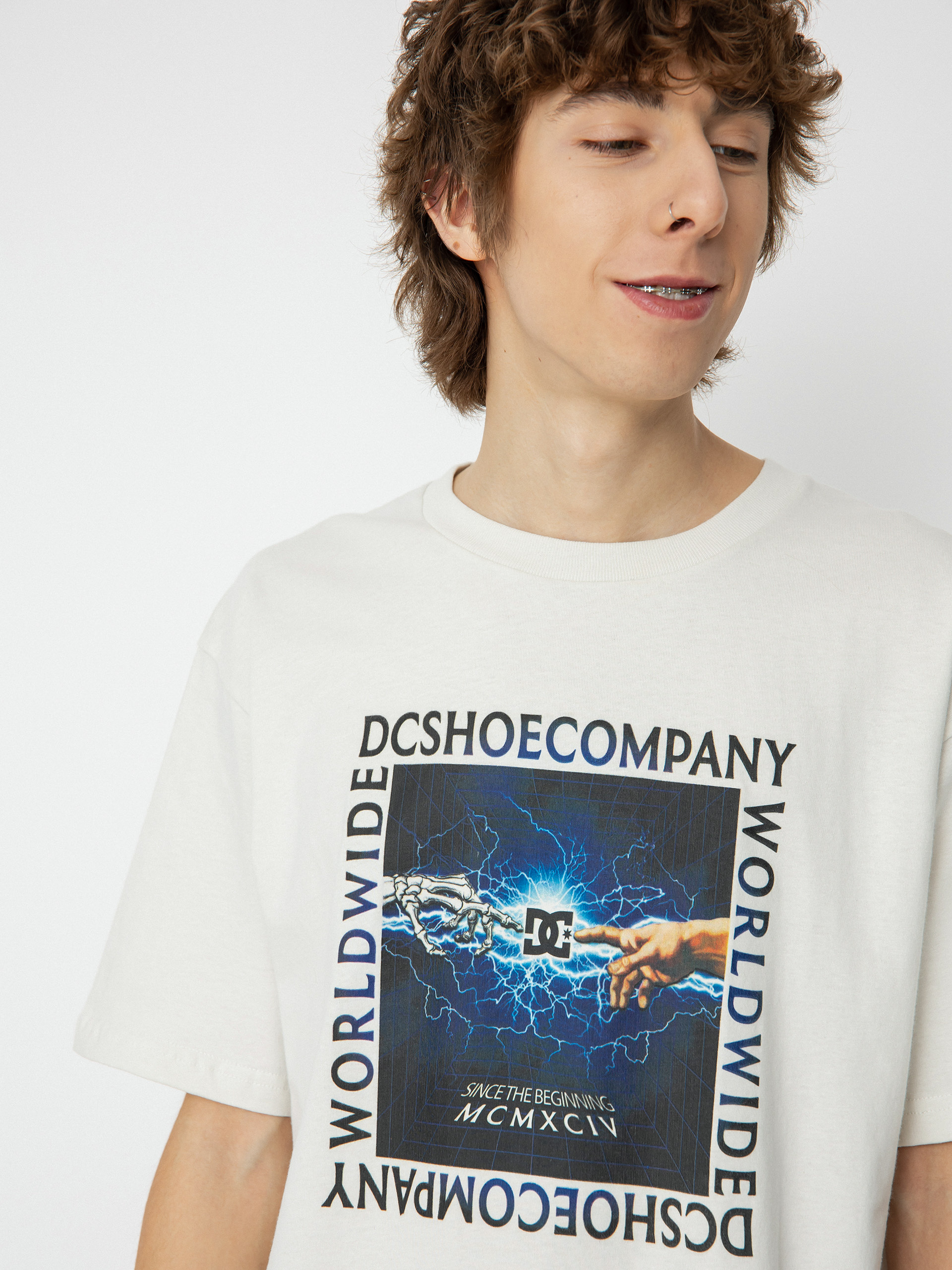 DC Day 1 póló (lily white)