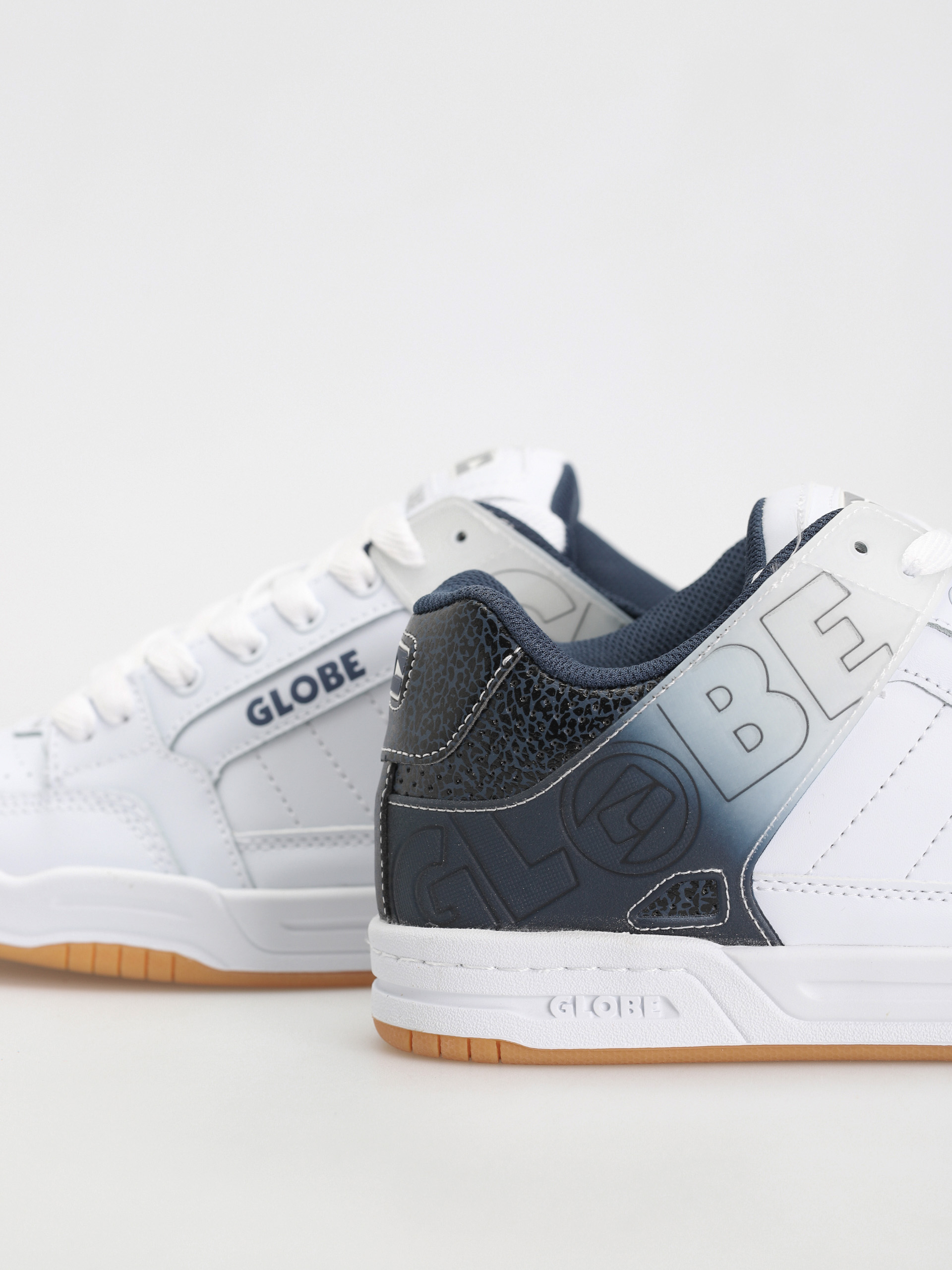 Globe Tilt Cipők (white/blue stipple)