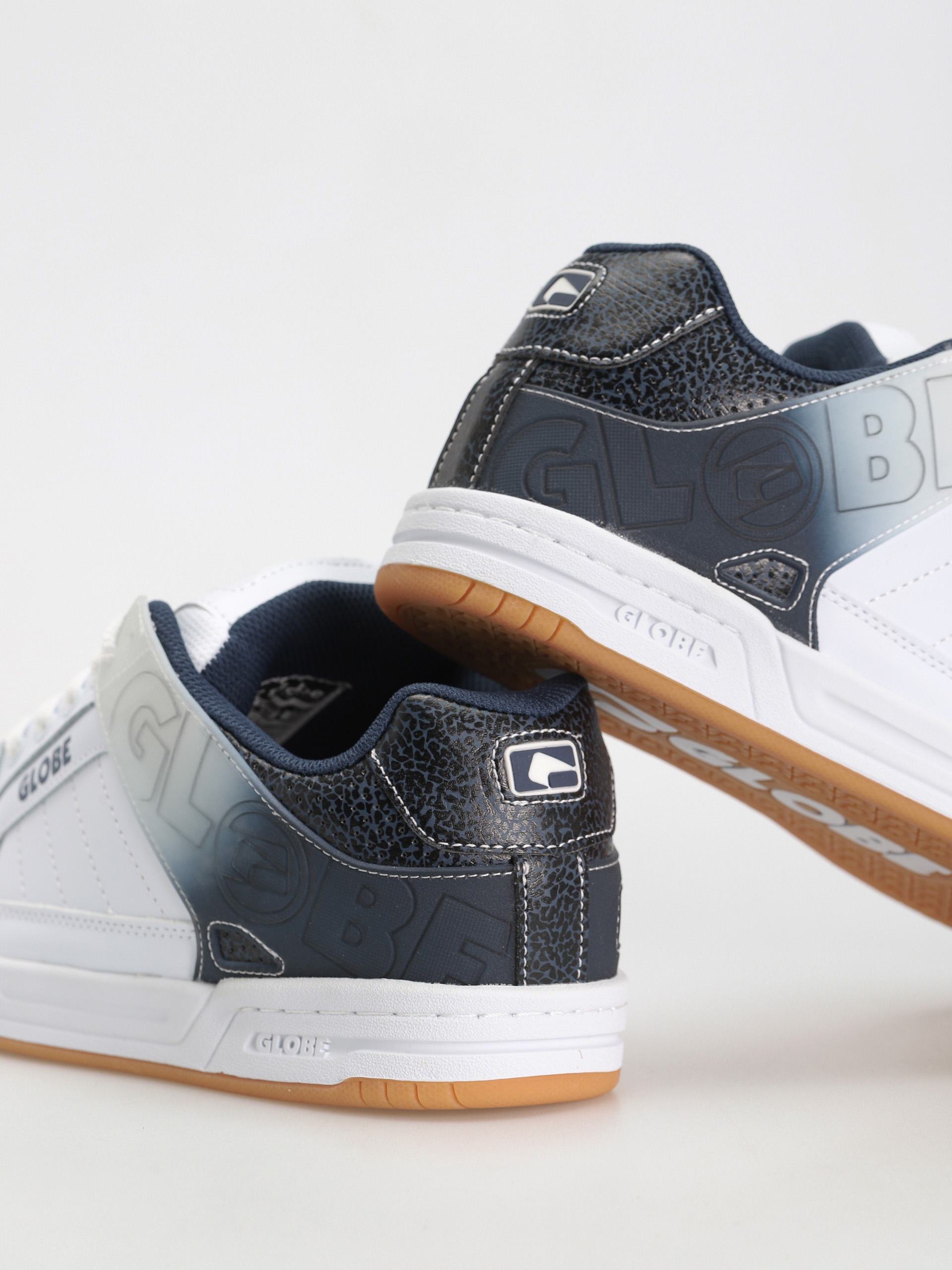 Globe Tilt Cipők (white/blue stipple)