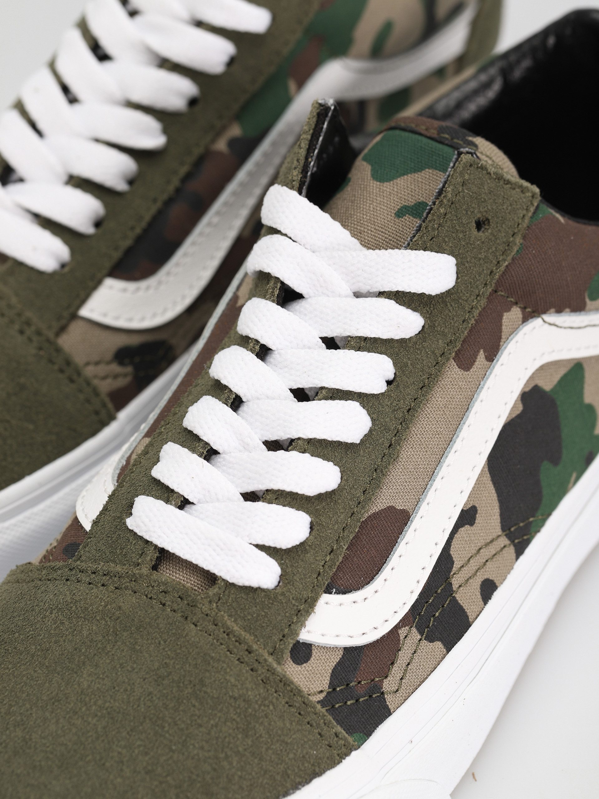 Vans Old Skool Cipők (camo olive/white)