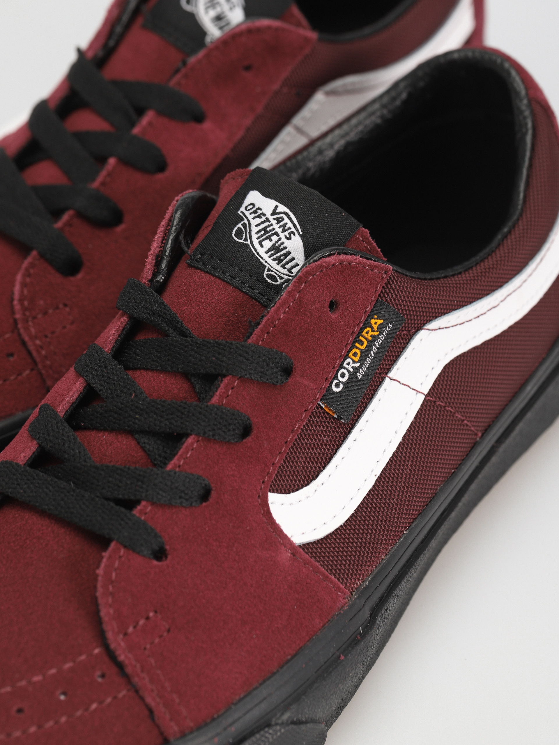 Vans Sk8 Low Cipők (cordura port royale/black)