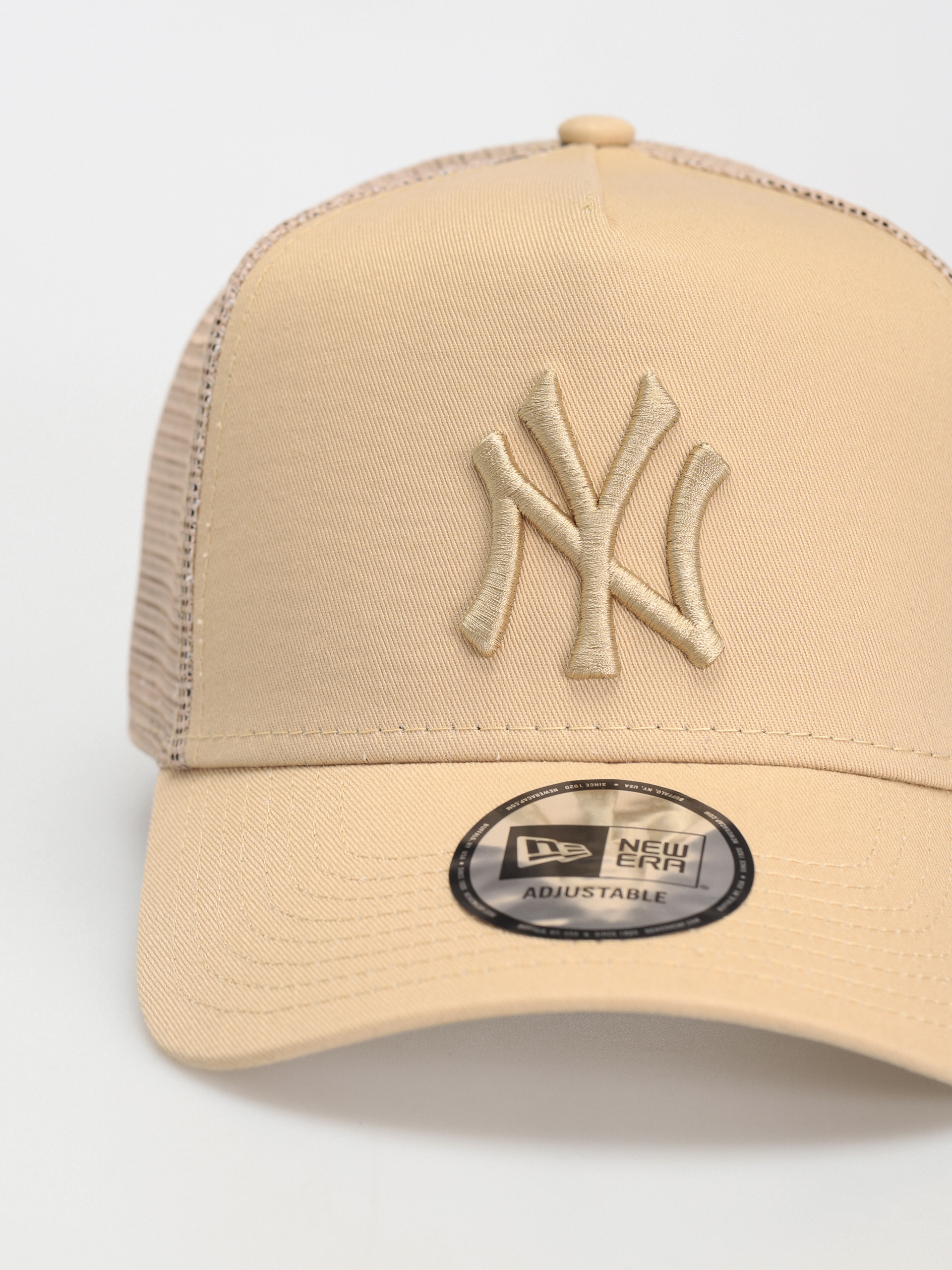 New Era Tonal Mesh Trucker New York Yankees Baseball sapka (oatmeal)