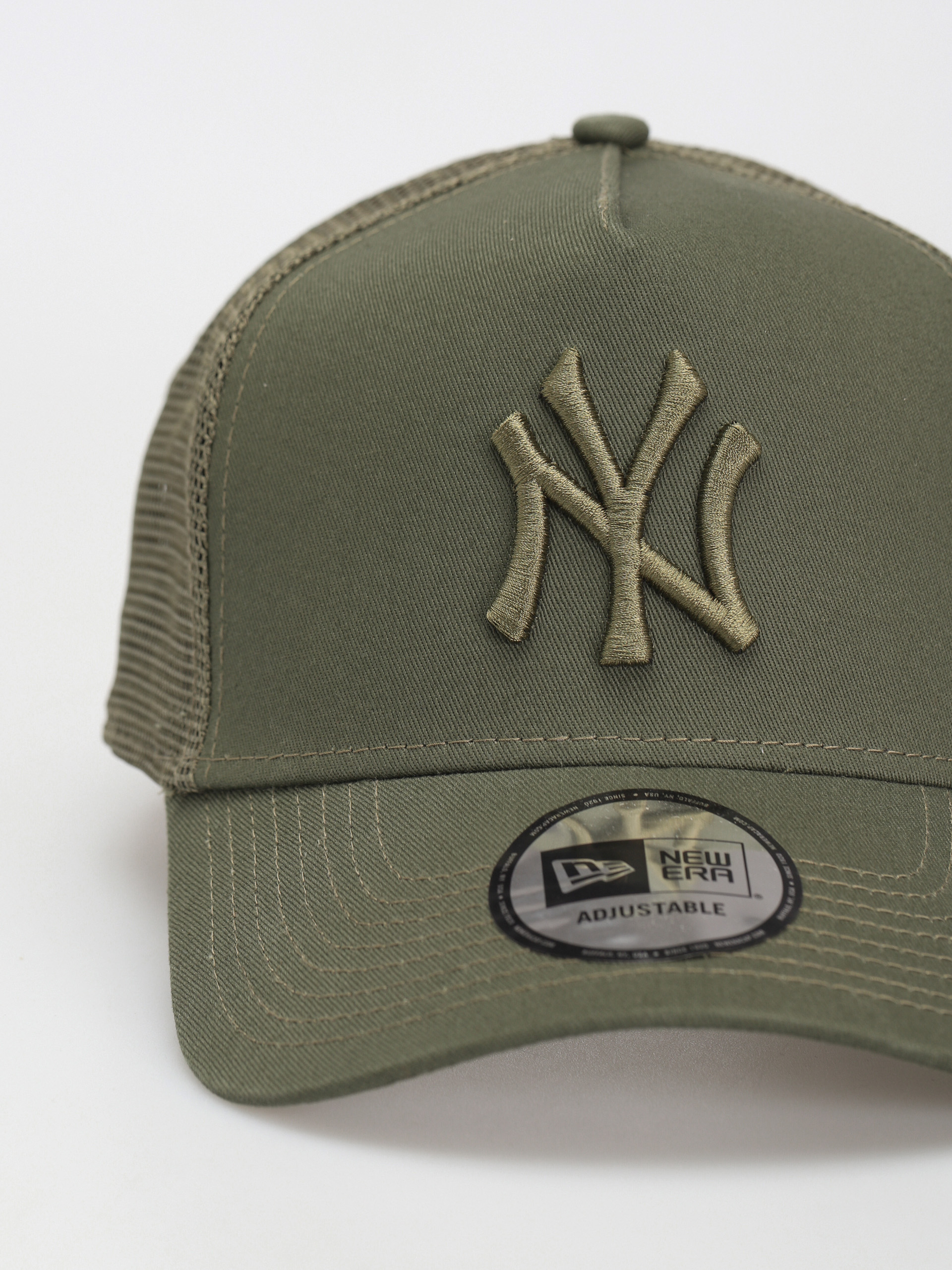 New Era Tonal Mesh Trucker New York Yankees Baseball sapka (olive)