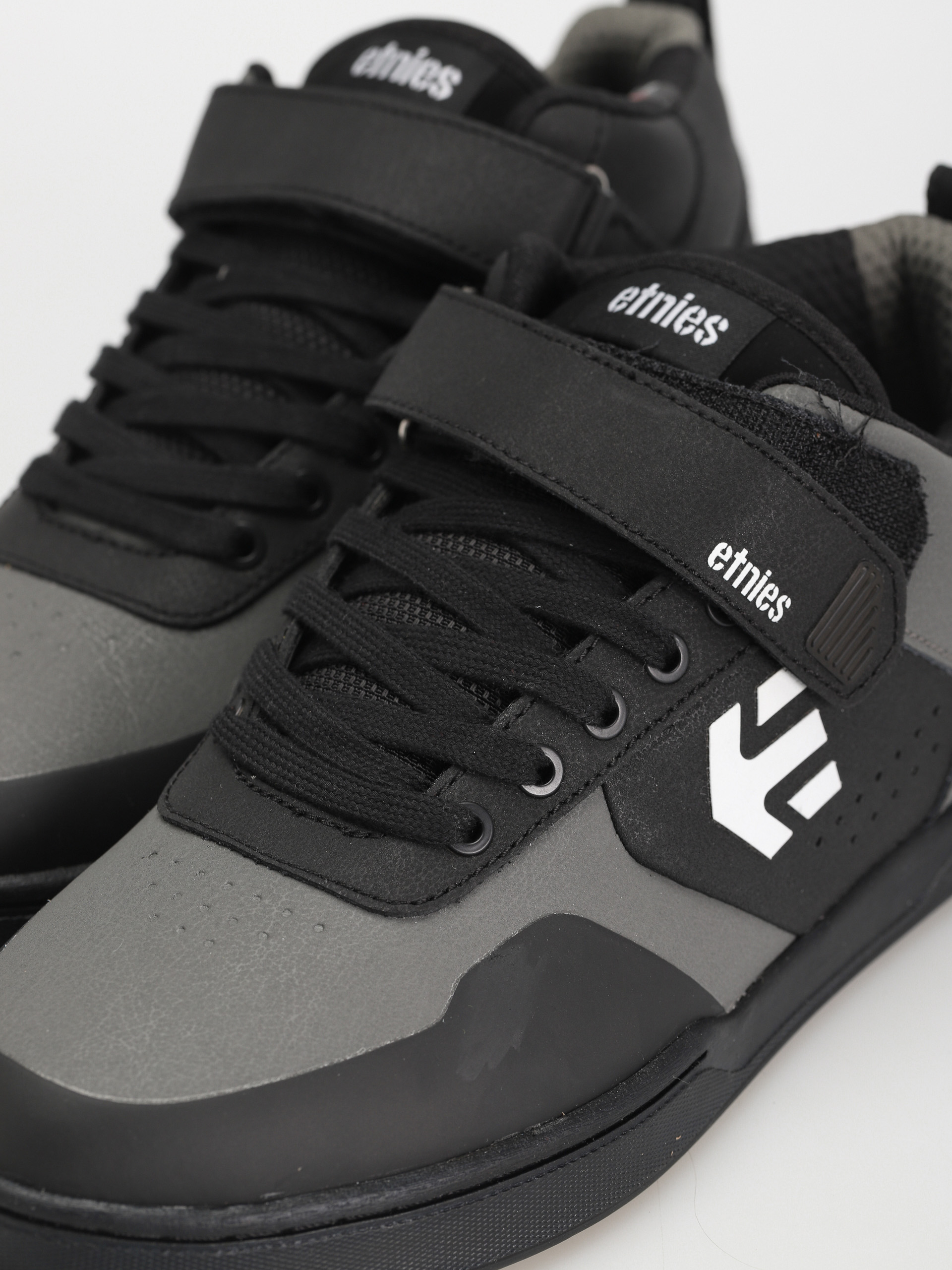 Etnies Culvert Mid Cipők (black/grey)