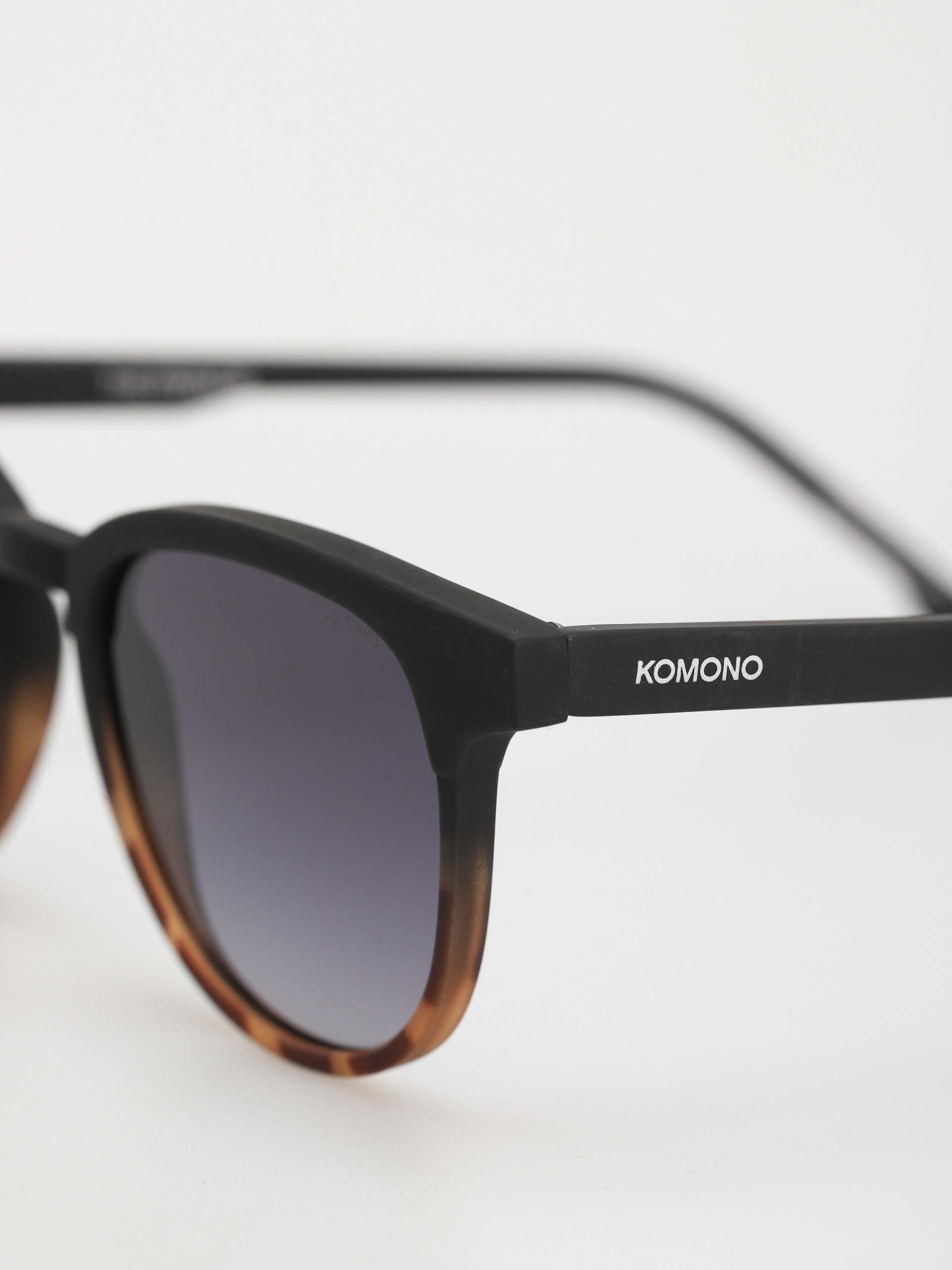 Komono Francis Napszemüvegek (matte black / tortoise)