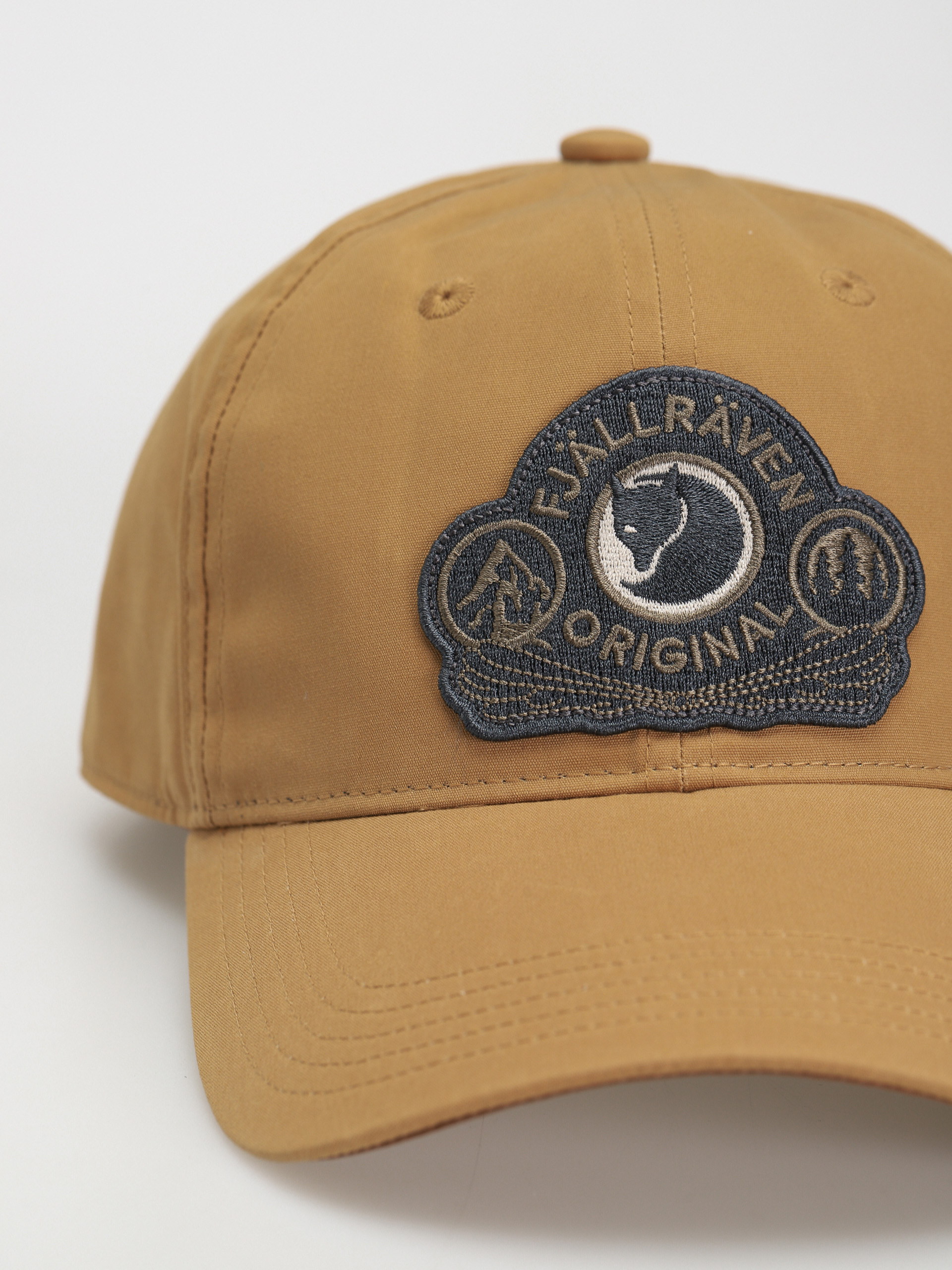 Fjallraven Classic Badge Baseball sapka (buckwheat brown)