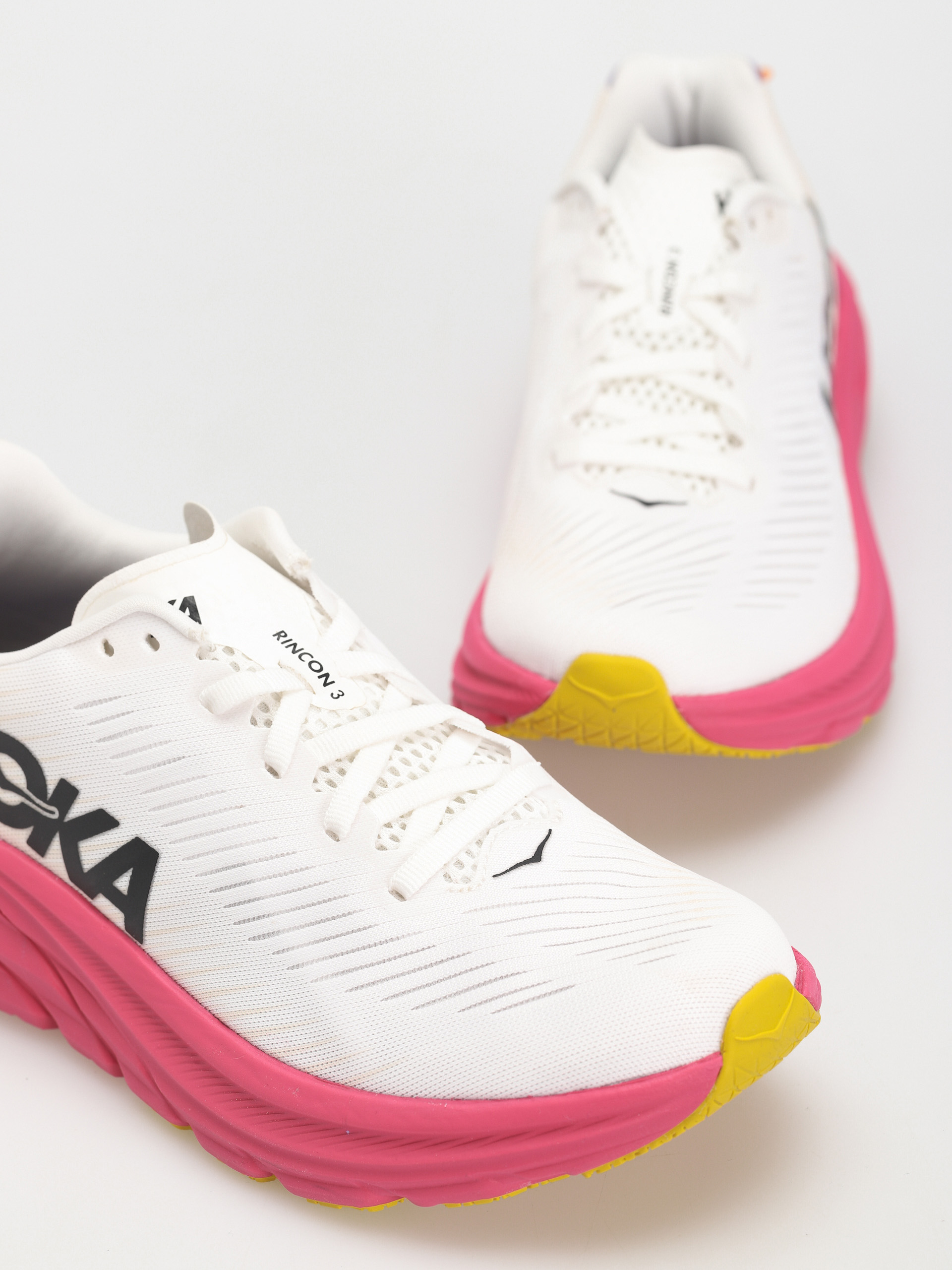 Hoka Rincon 3 Cipők Wmn (blanc de blanc/eggnog)