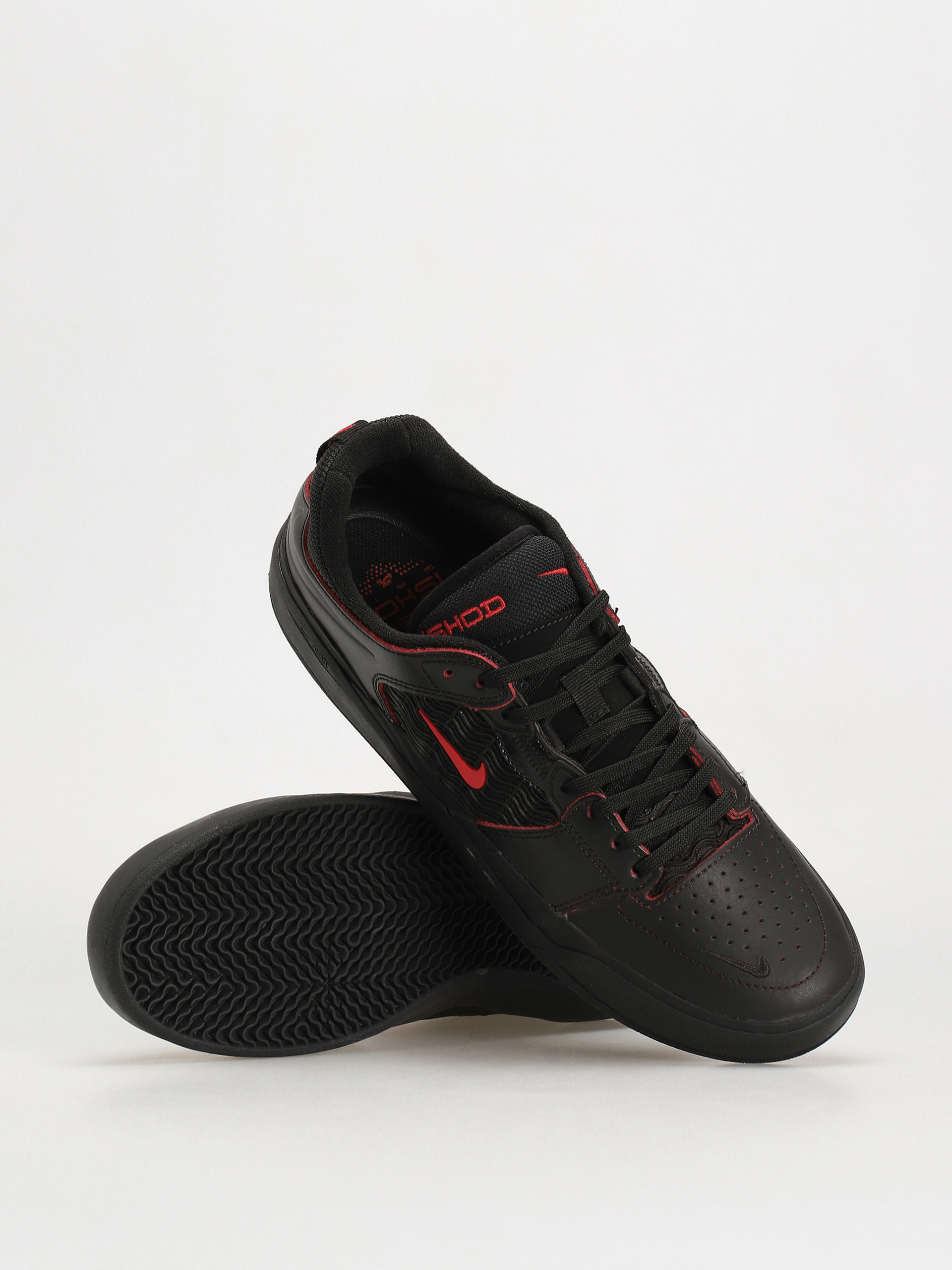 Nike SB Ishod Premium Cipők (black/university red black black)
