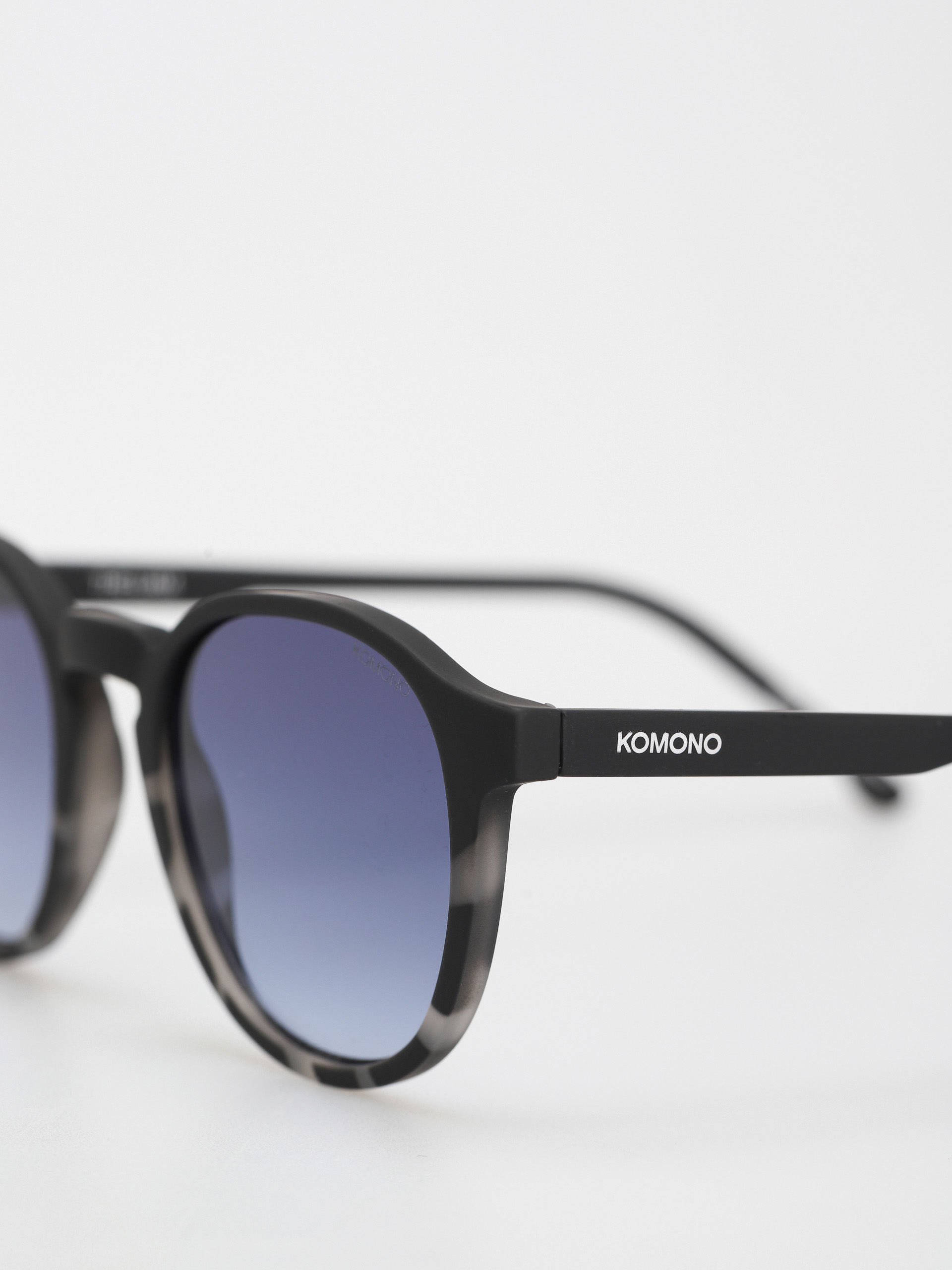 Komono Liam Napszemüvegek (matte dust)