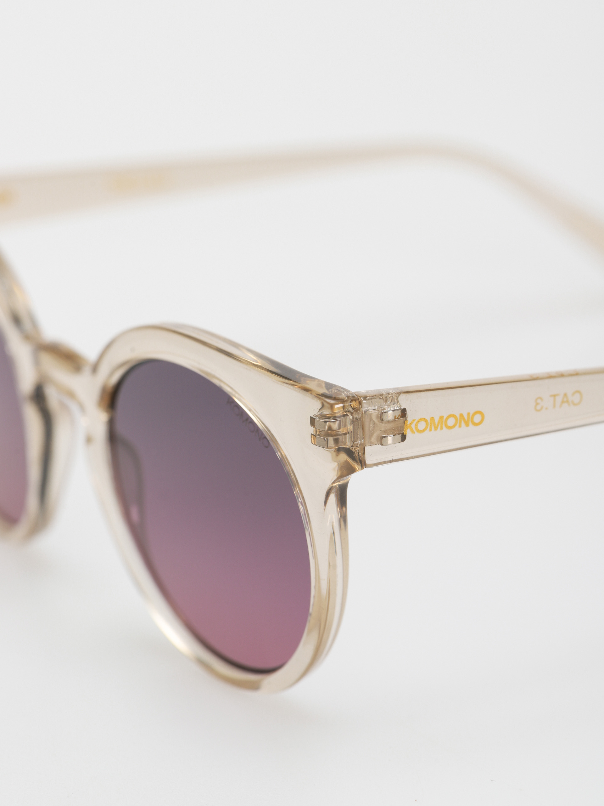 Komono Lulu Napszemüvegek (red sands)