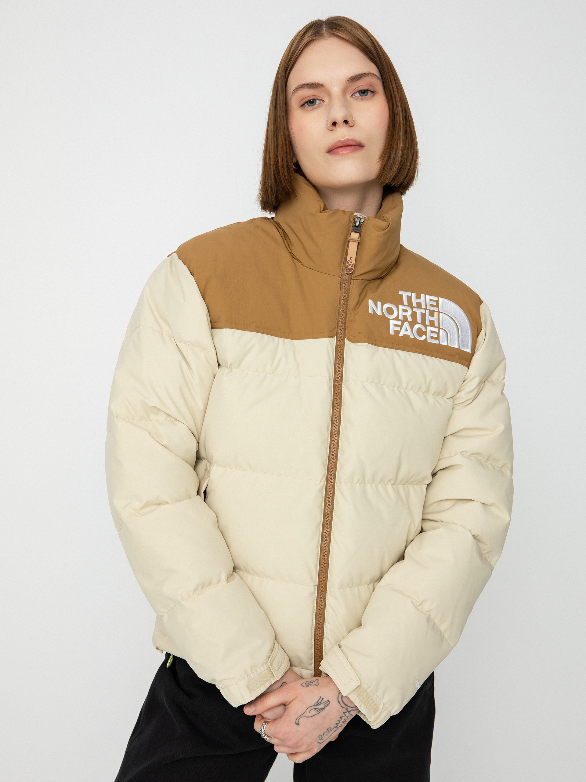 The North Face 92 Low-Fi Hi-Tek Nuptse Dzseki Wmn (gravel/utility brown)