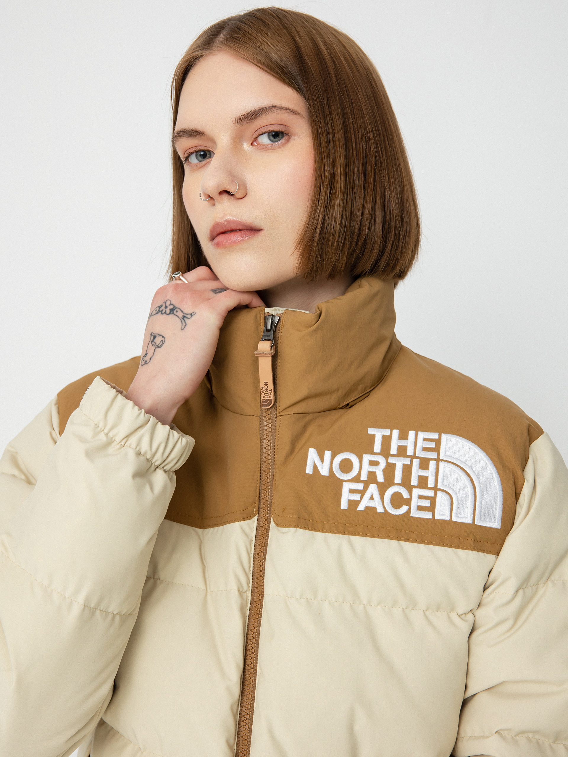 The North Face 92 Low-Fi Hi-Tek Nuptse Dzseki Wmn (gravel/utility brown)