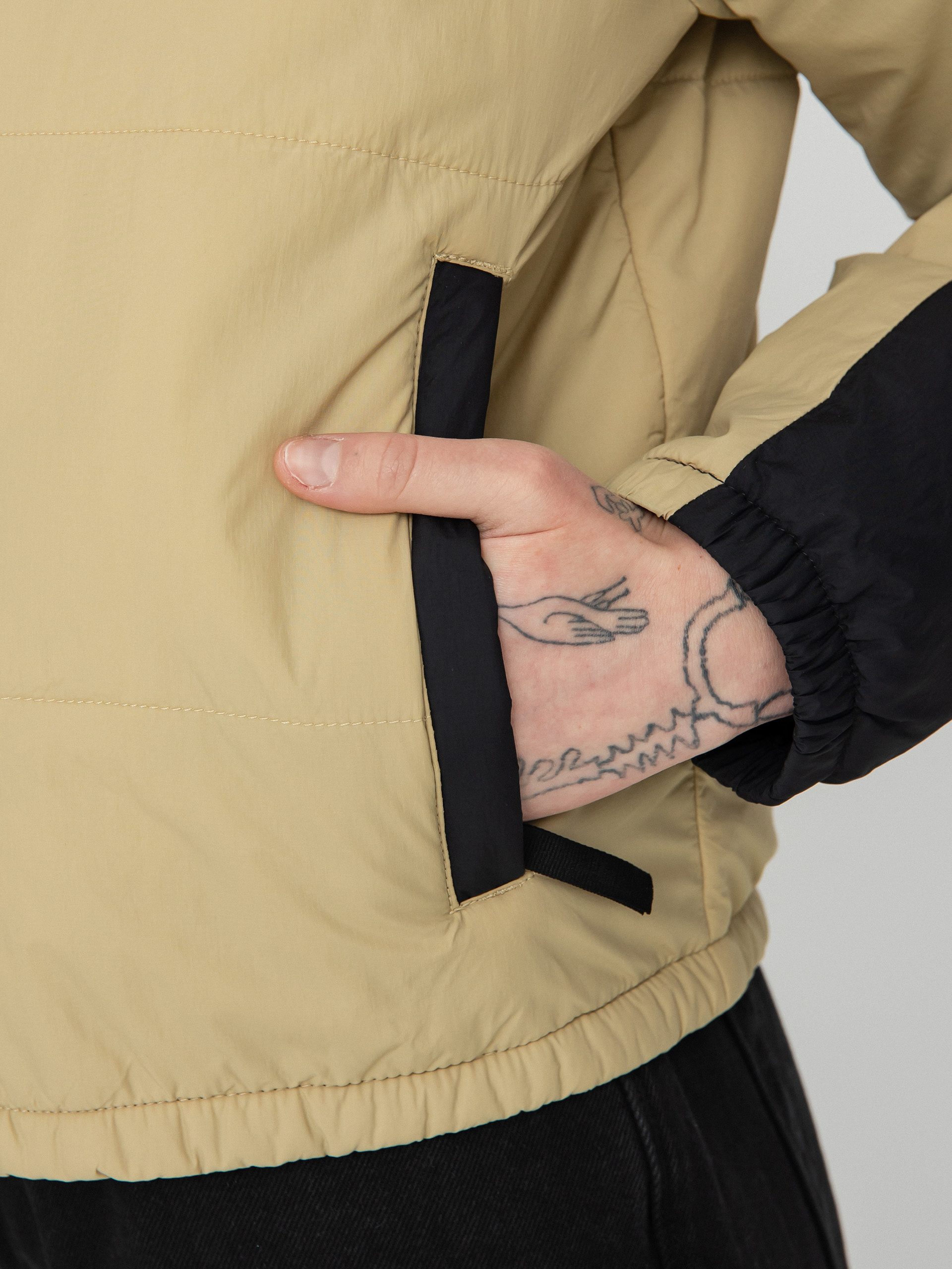 The North Face Guniwei Puffer Dzseki Wmn (khaki stone/tnf black)