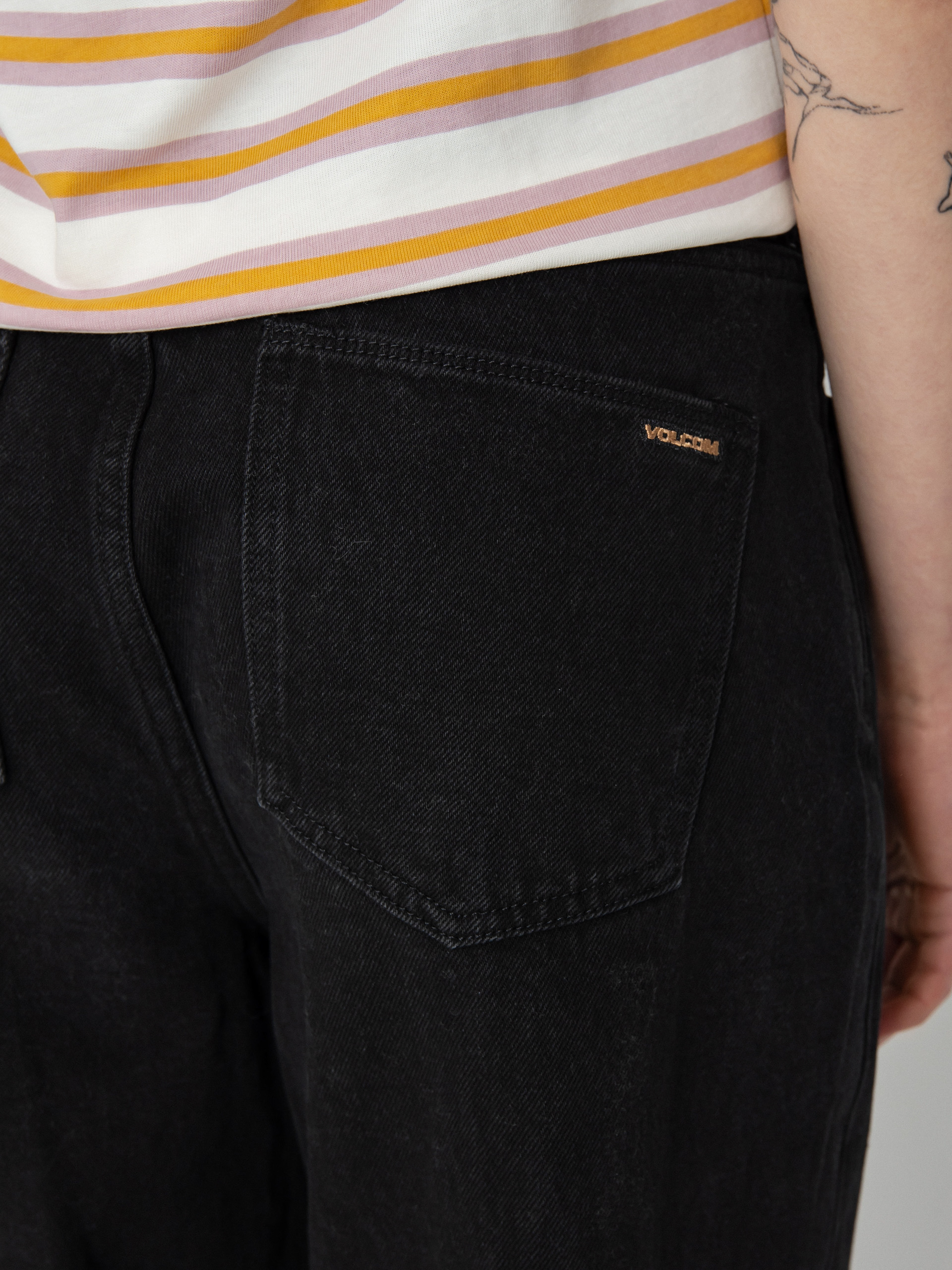 Volcom Weellow Denim Kisnadrág Wmn (black)