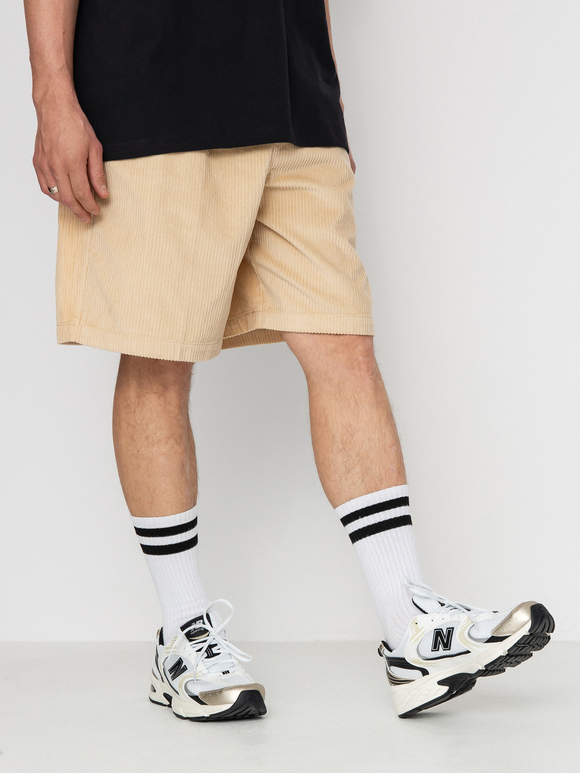 OBEY Easy Relaxed Corduroy Rövidnadrág (irish cream)