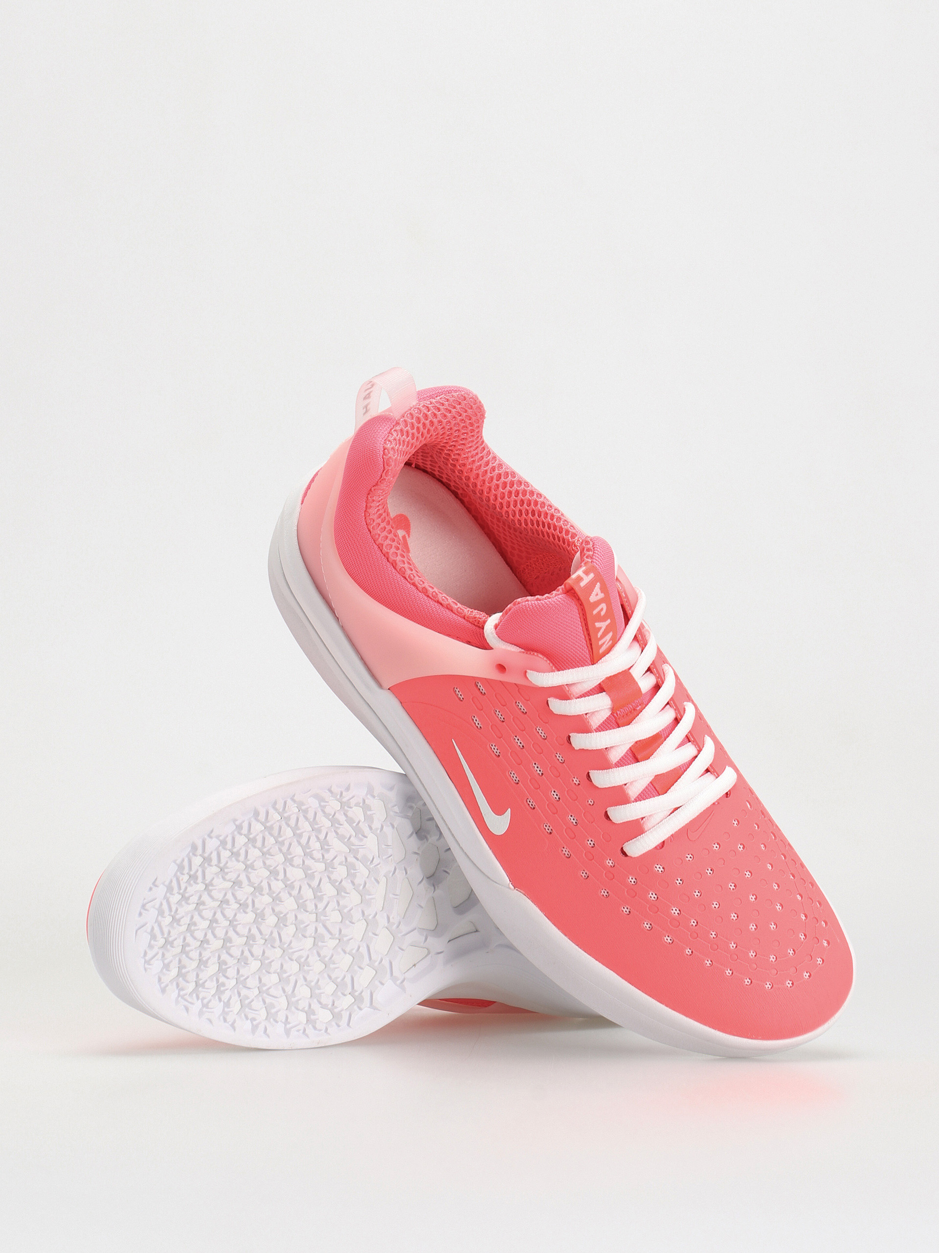 Nike SB Zoom Nyjah 3 Cipők (hot punch/white hot punch hot punch)