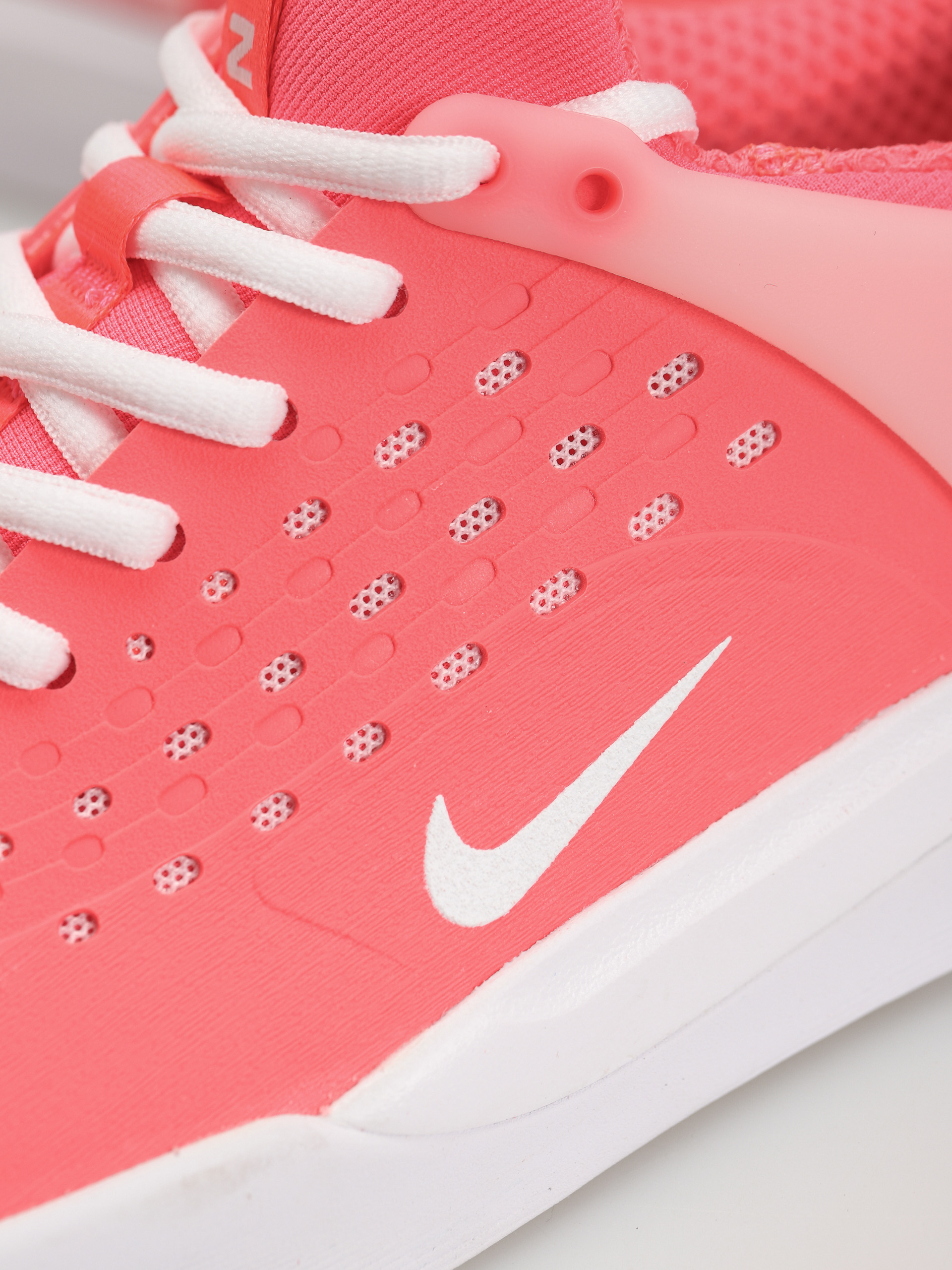 Nike SB Zoom Nyjah 3 Cipők (hot punch/white hot punch hot punch)