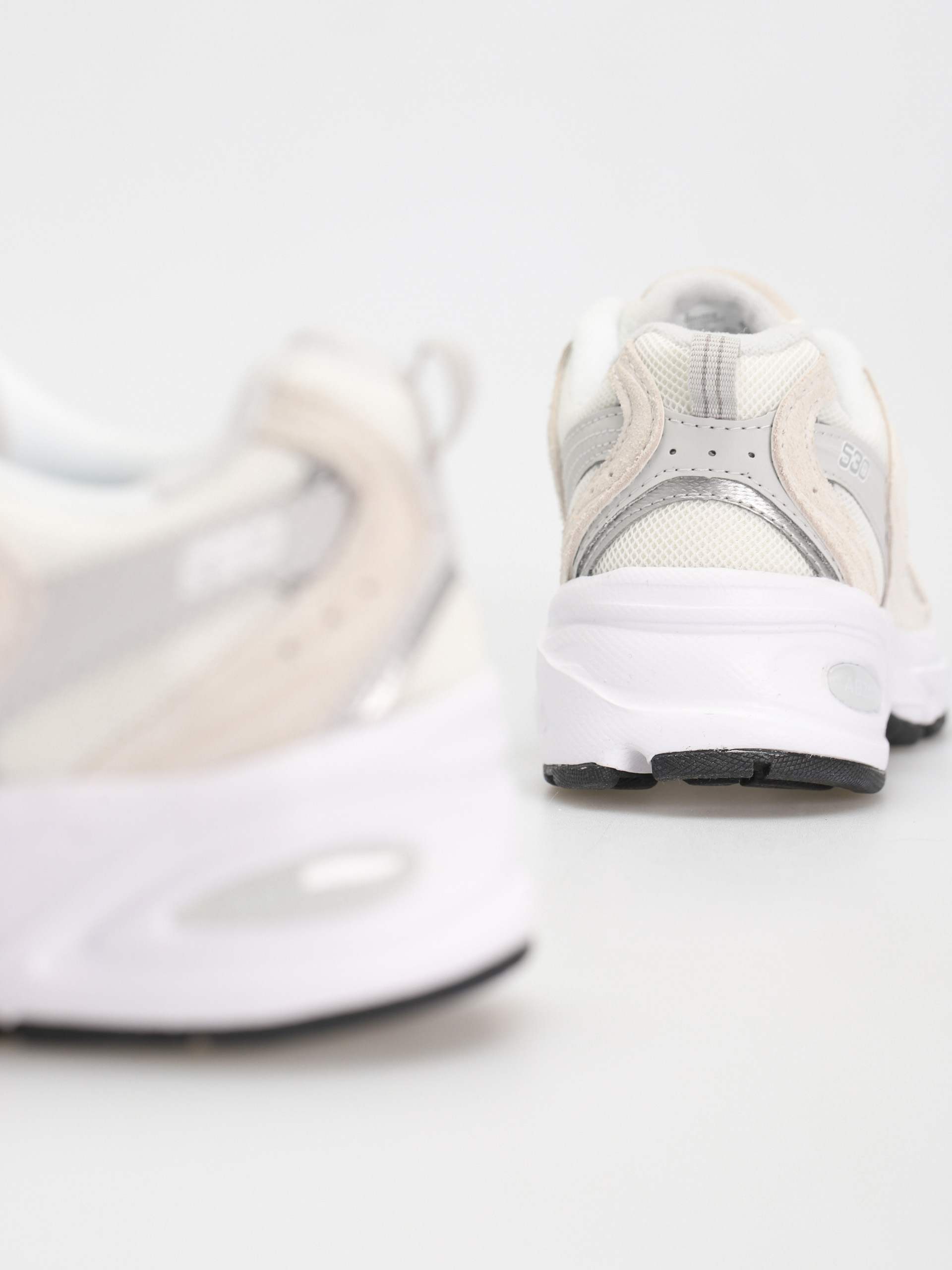 New Balance 530 Cipők (sea salt)