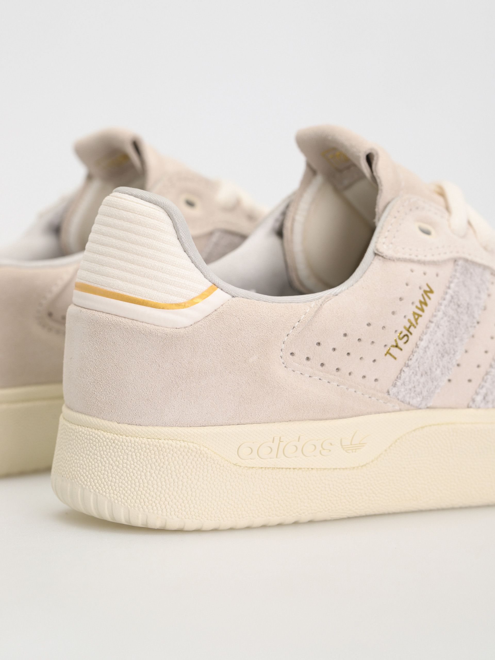 adidas Tyshawn Low Cipők (cwhite/greone/cwhite)