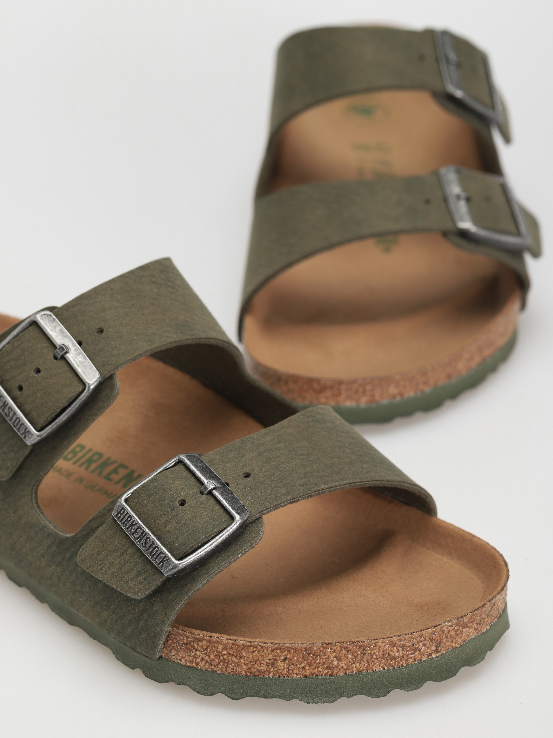 Birkenstock Arizona Vegan Regular Flip-flop papucsok (desert dust thyme)