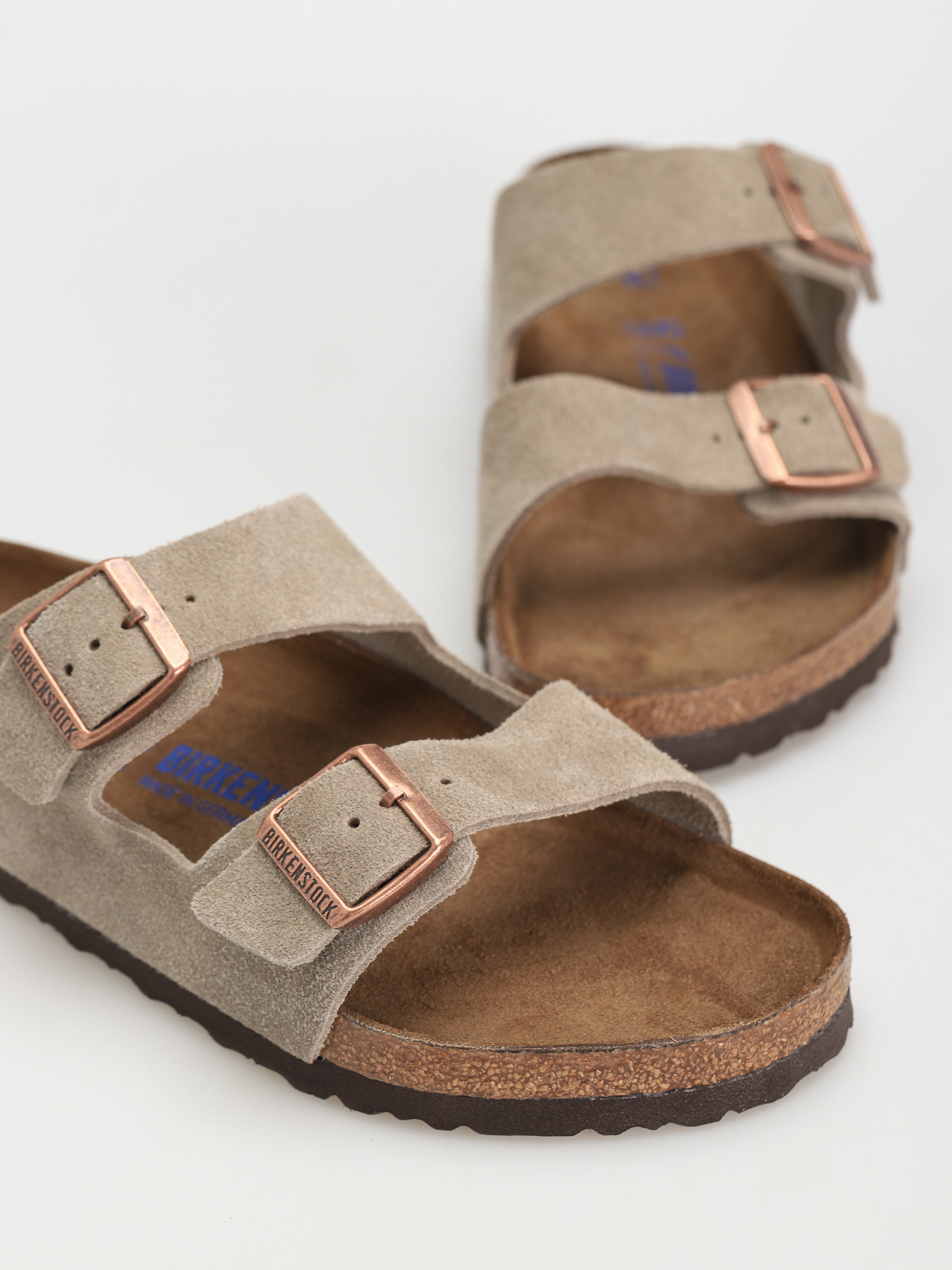Birkenstock Arizona Suede Regular Flip-flop papucsok (taupe)