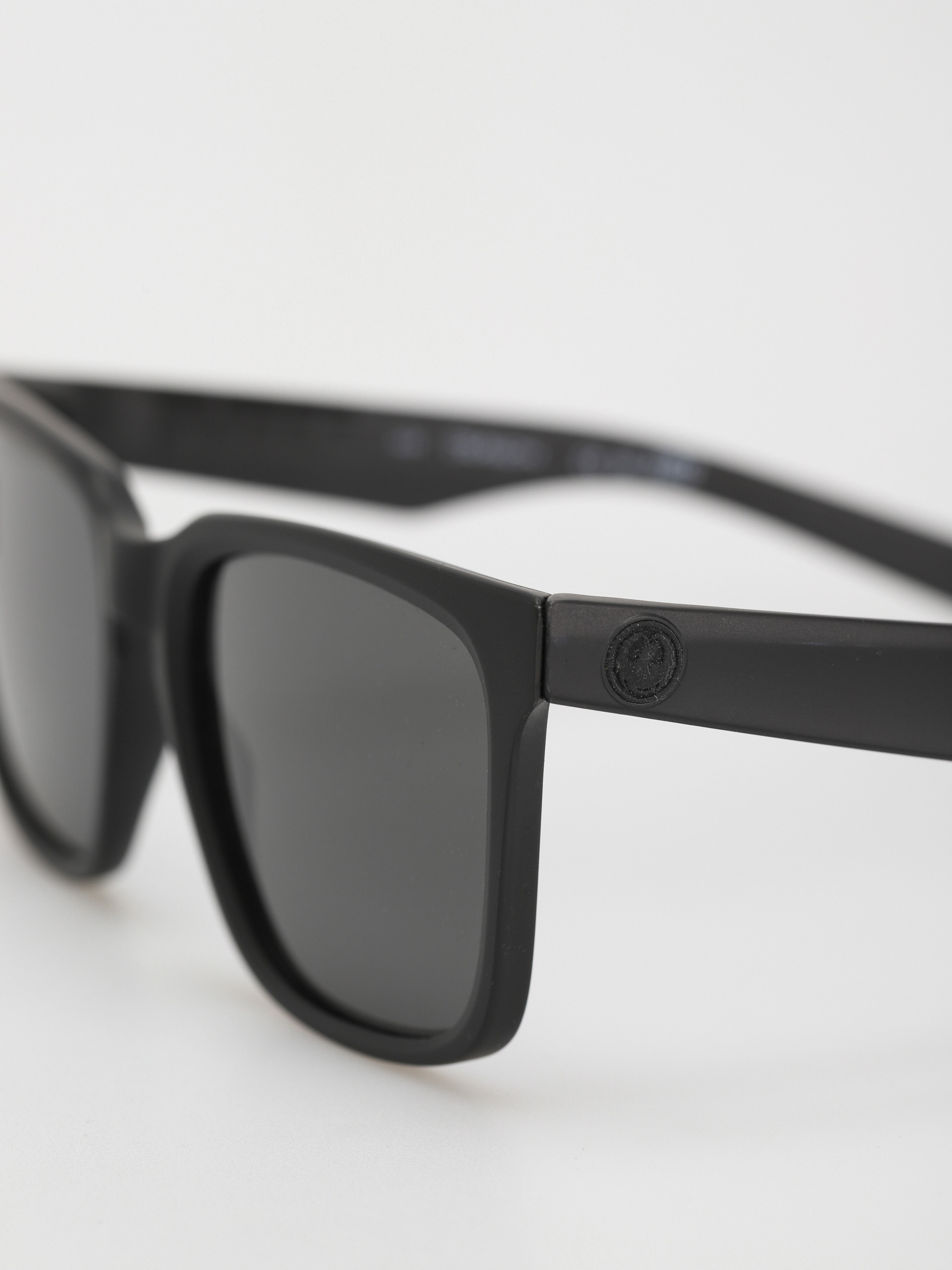 Dragon Baile Napszemüvegek (matte black h2o/lumalens smoke polar)