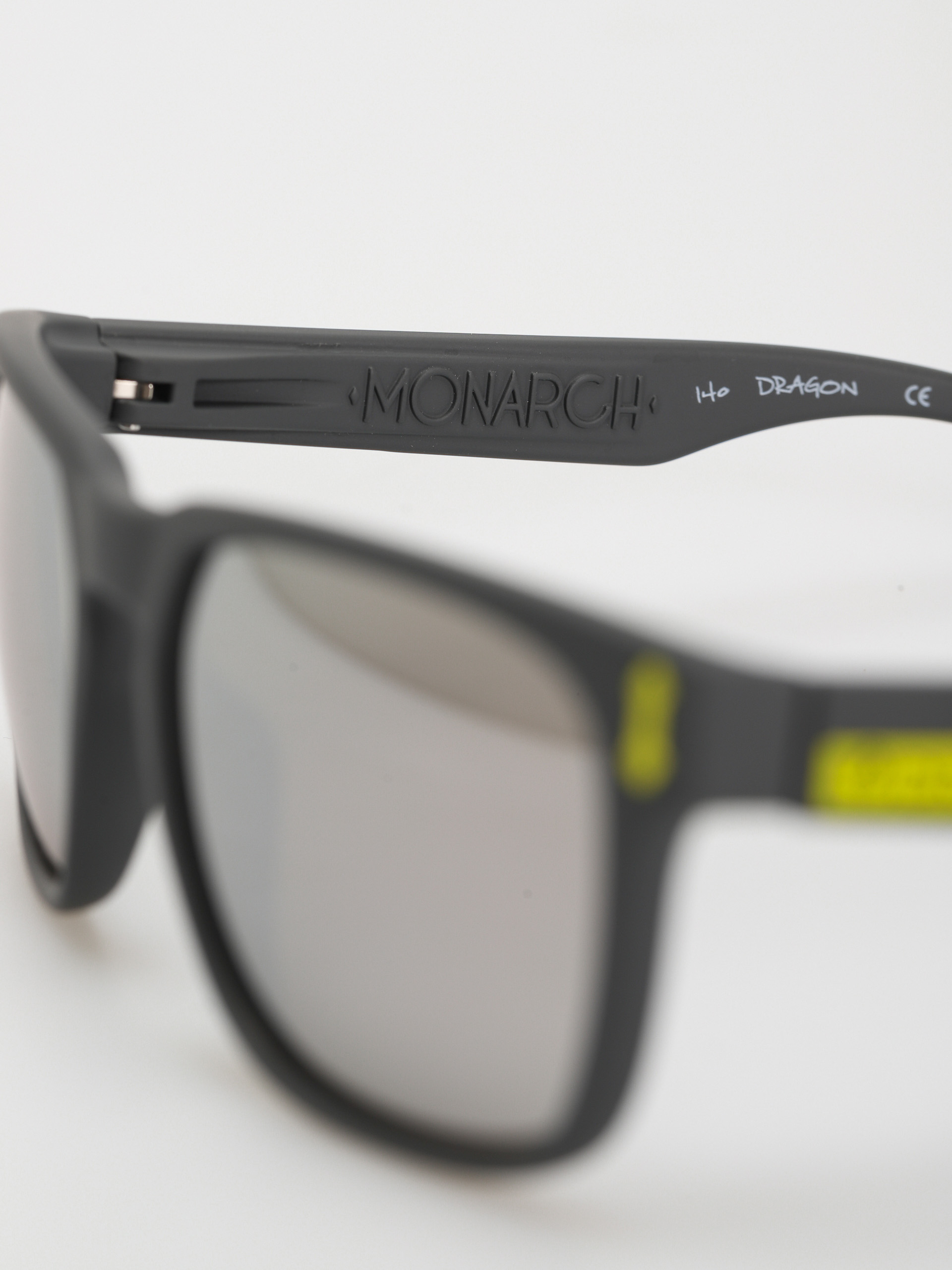 Dragon Monarch Napszemüvegek (matte magnet grey h2o/lumalens silver ion polar)