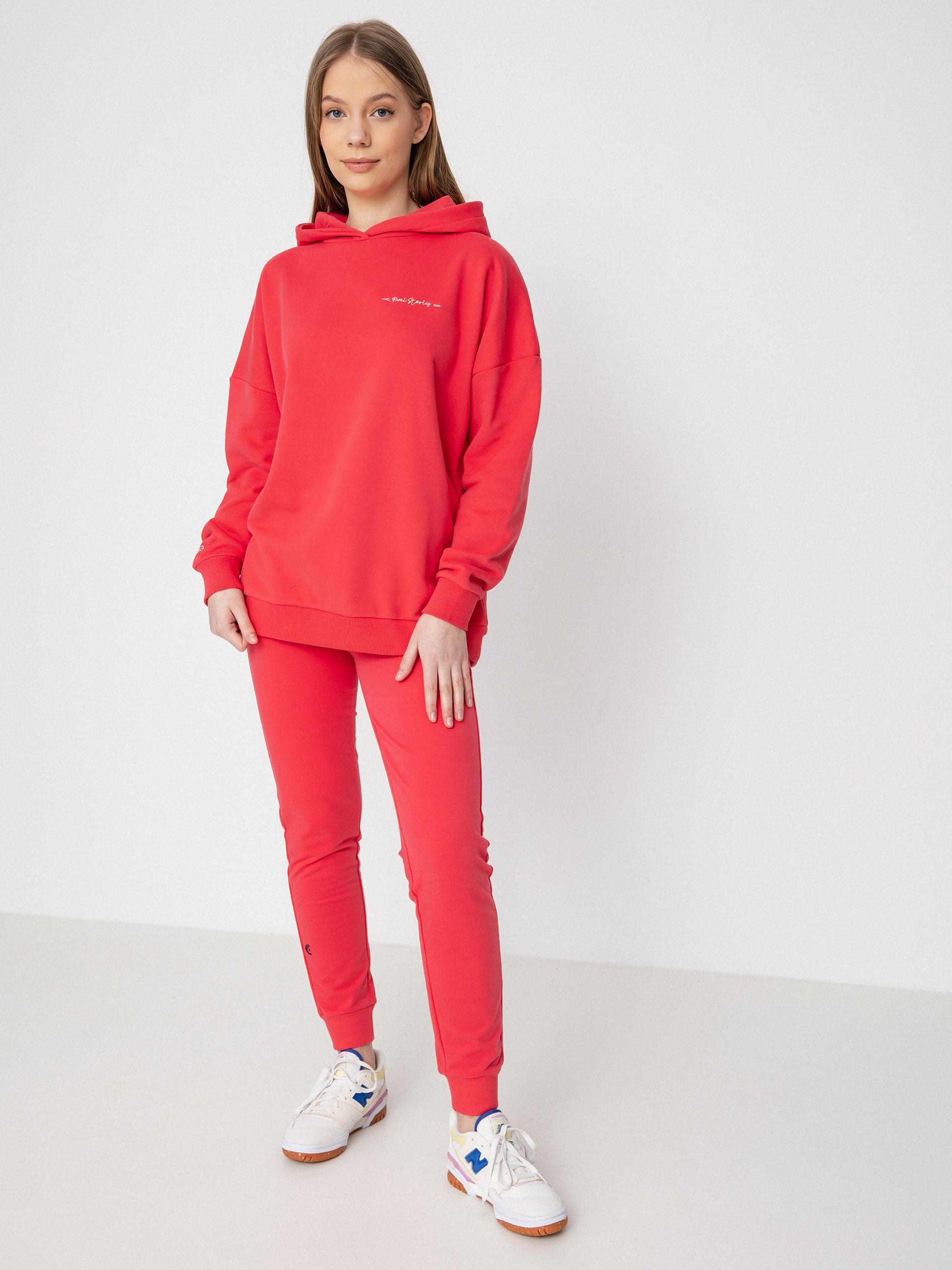 Femi Stories Gaja HD Kapucnis pulóver Wmn (apnk)