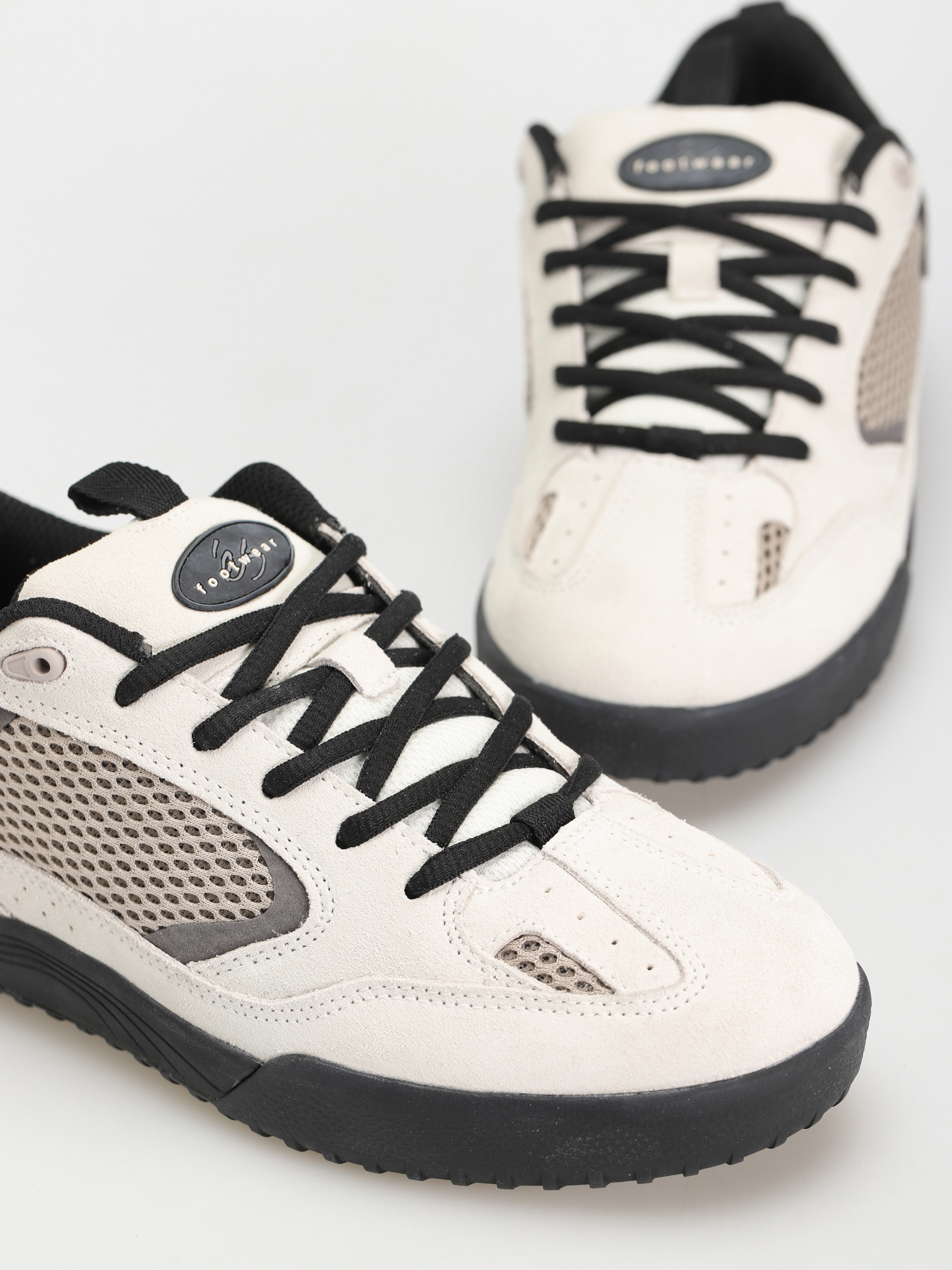 eS Quattro Cipők (warm grey)