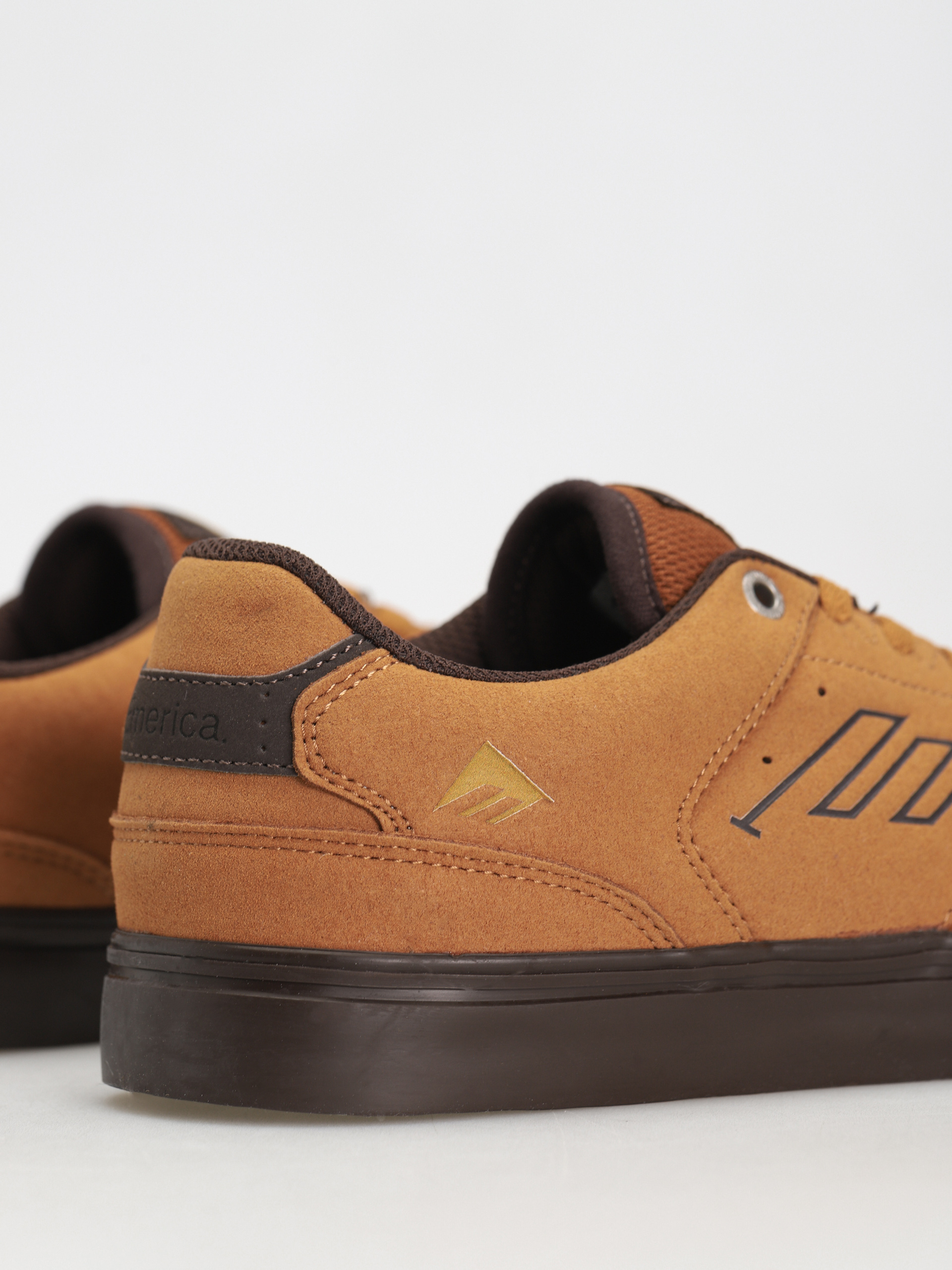 Emerica The Low Vulc Cipők (tan/brown)