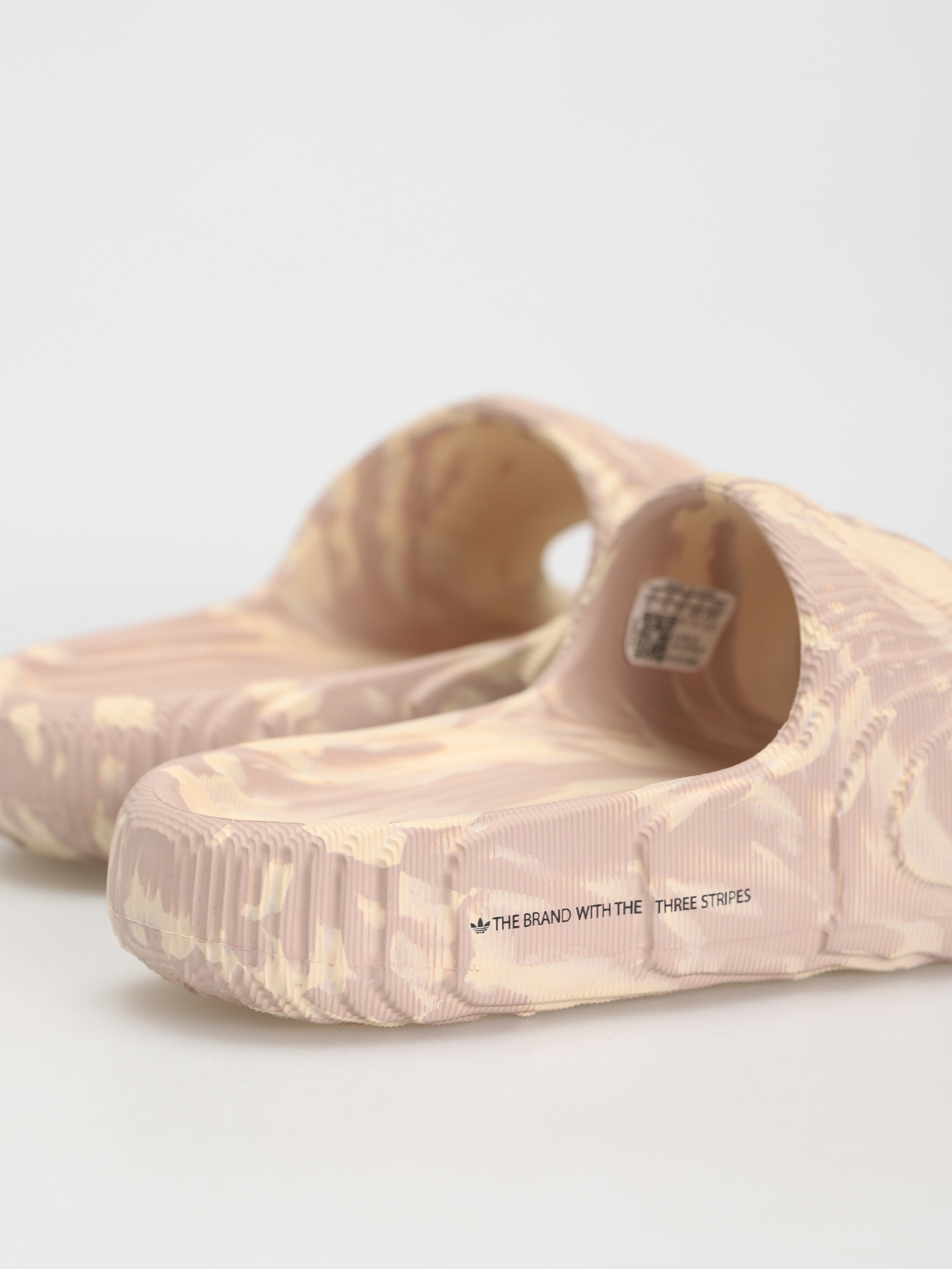 adidas Originals Adilette 22 Flip-flop papucsok (sanstr/wontau/cblack)