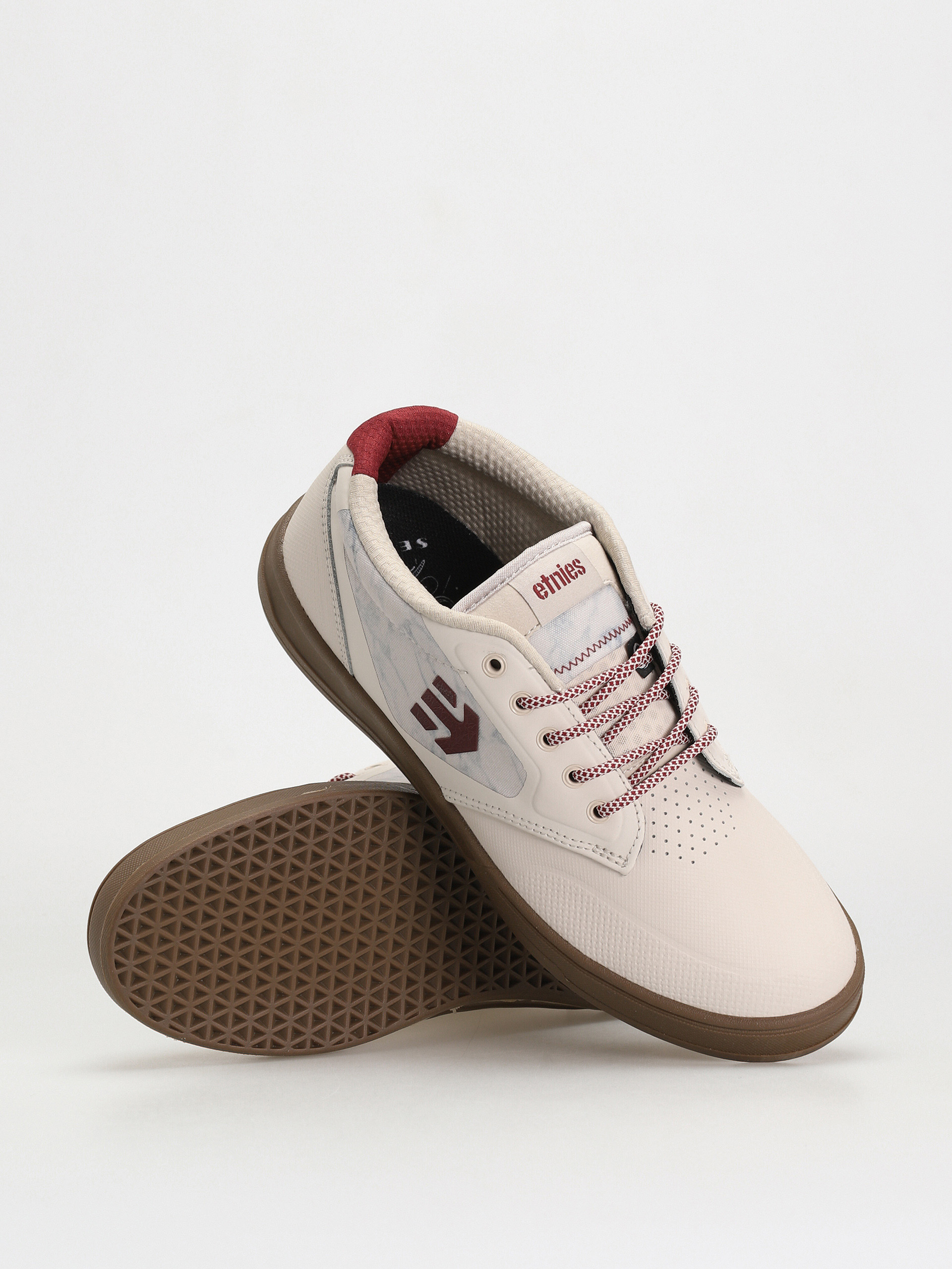 Etnies Semenuk Pro Cipők (cement)