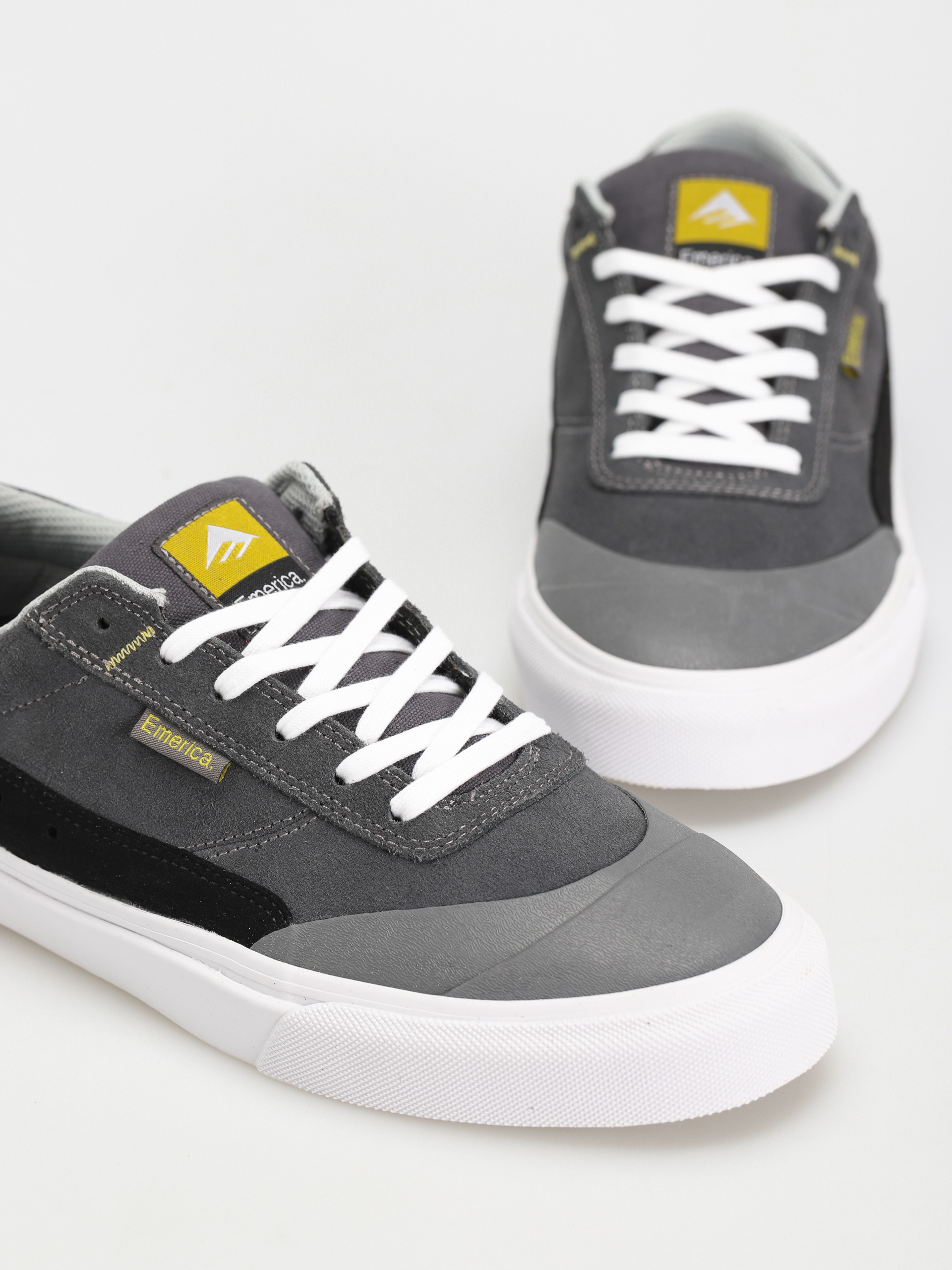Emerica Vulcano Cipők (grey)