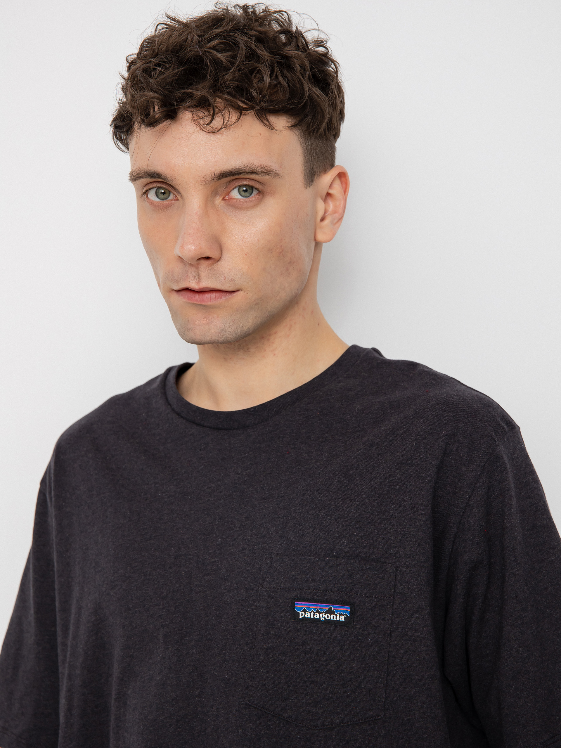 Patagonia Regenerative Organic Certified Cotton Lightweight Pocket póló (ink black)