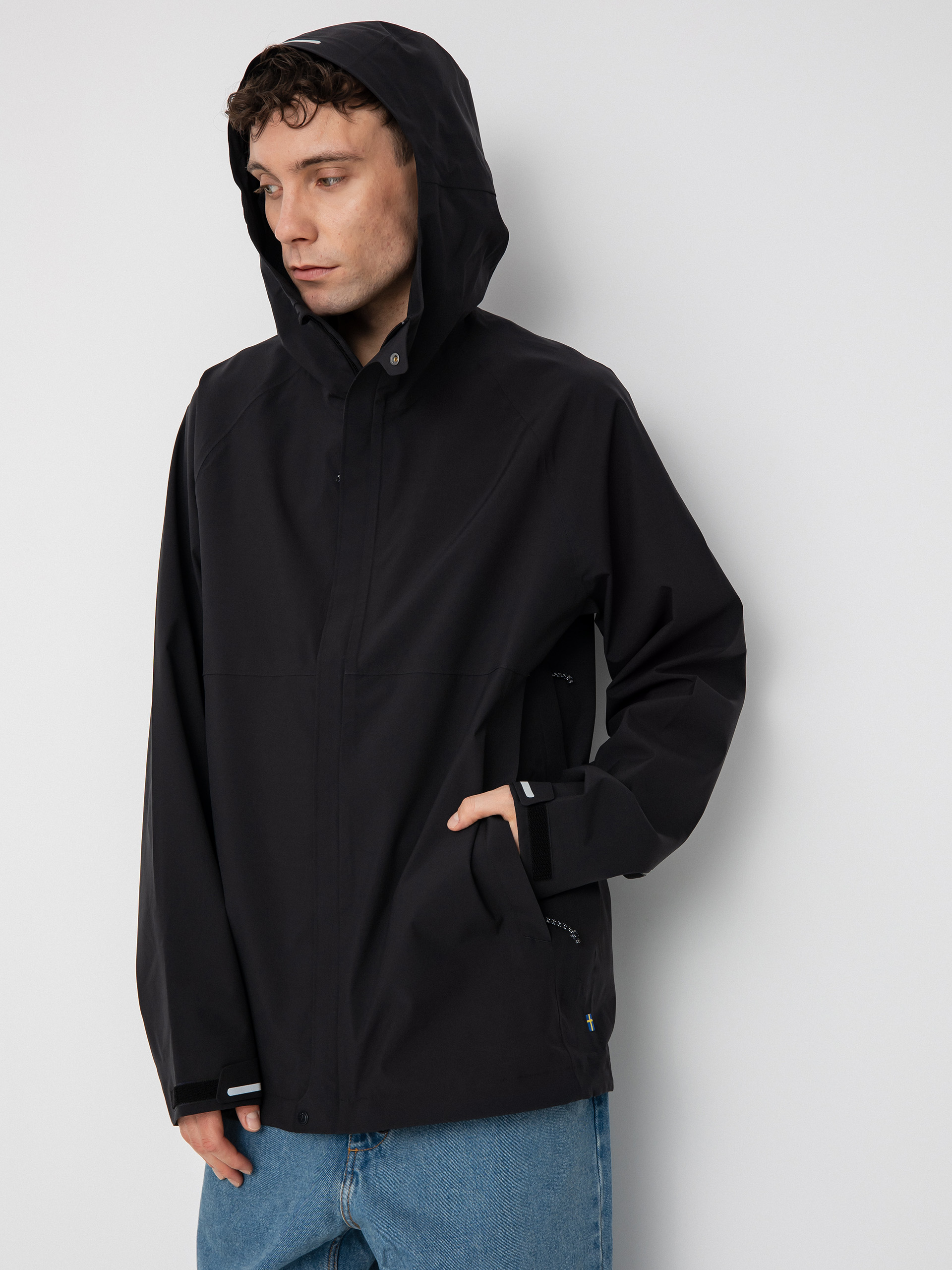 Fjallraven HC Hydratic Trail Dzseki (black)