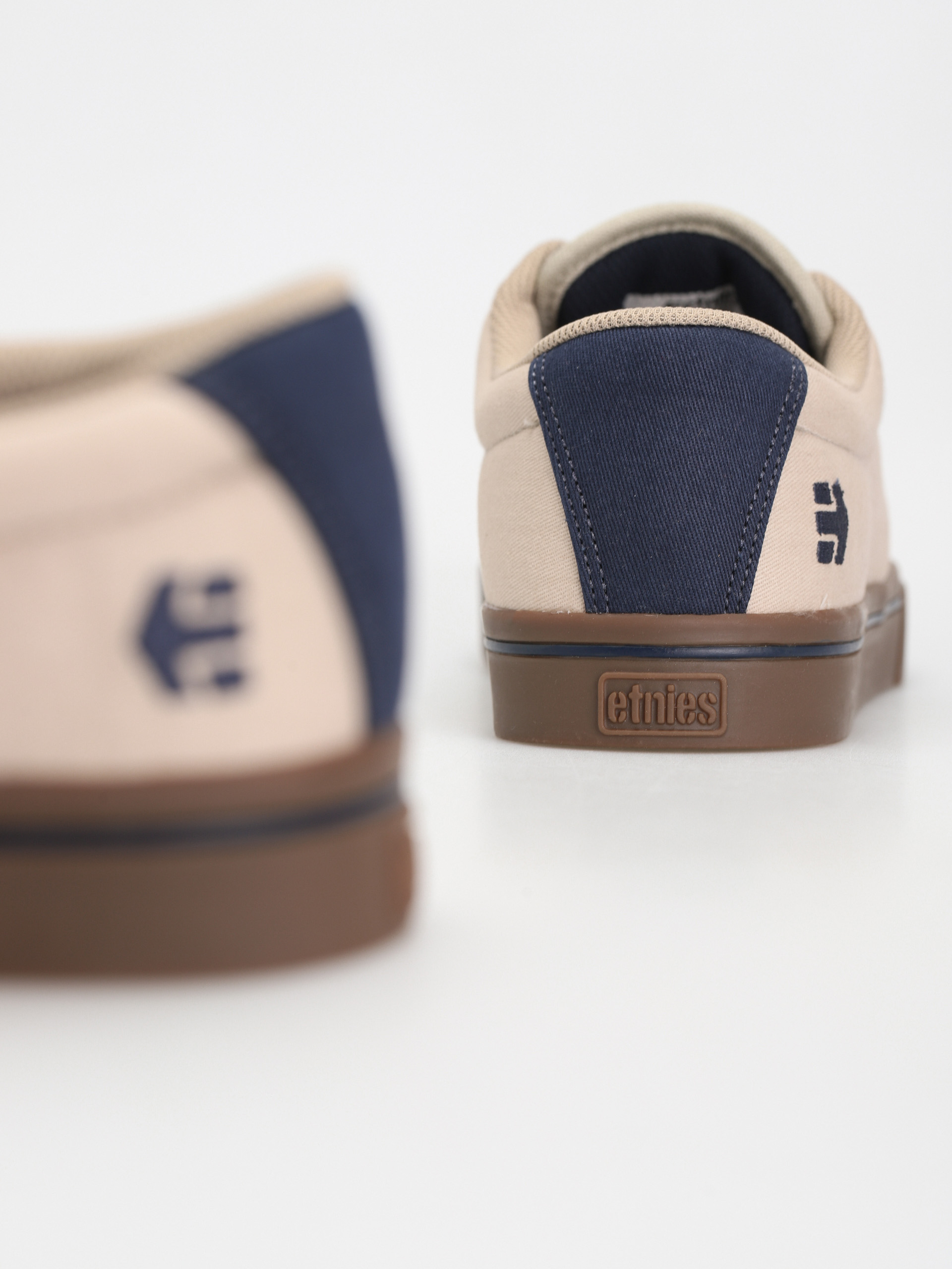 Etnies Jameson 2 Eco Cipők (cement)
