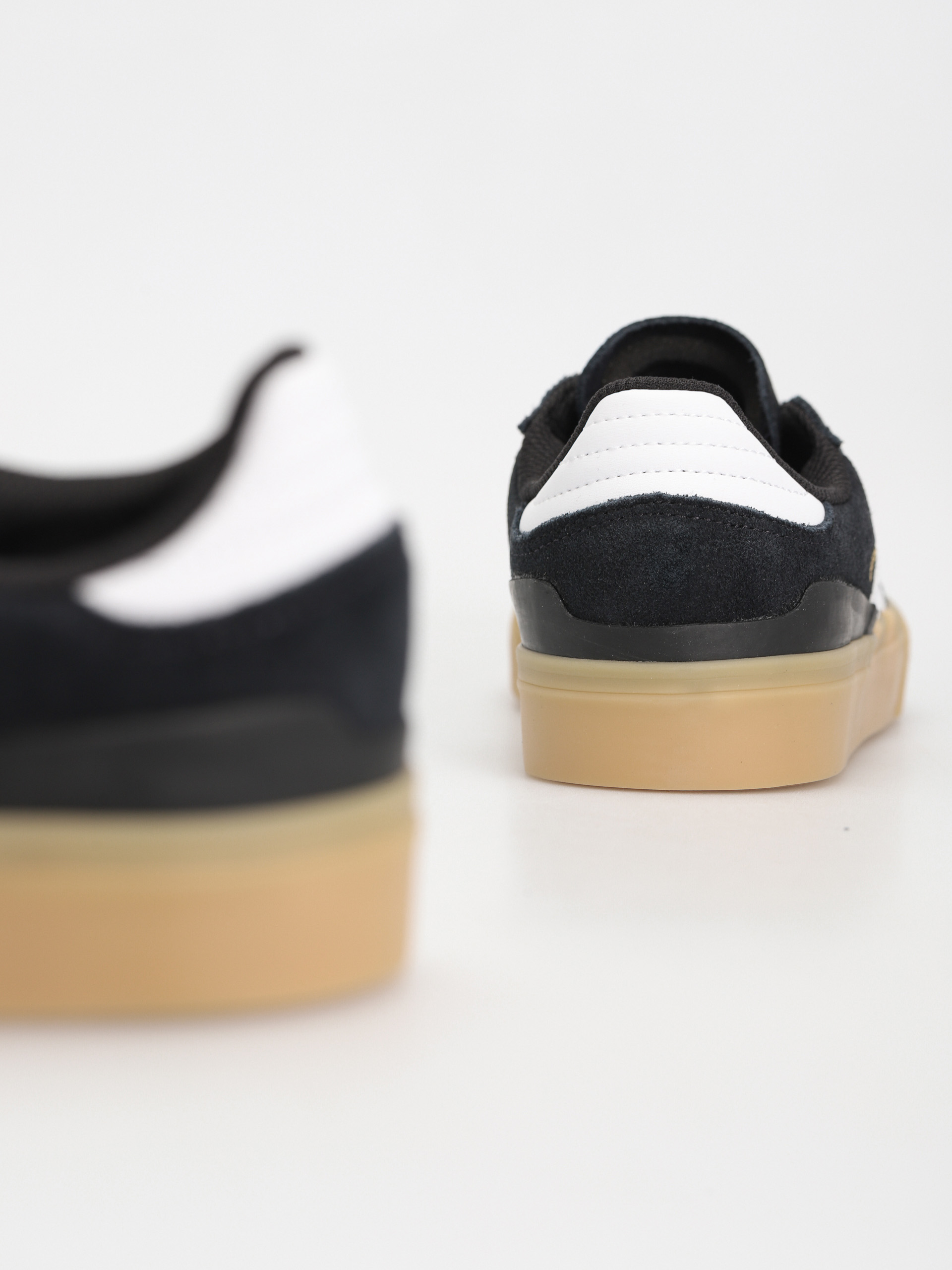 adidas Busenitz Vulc II Cipők (cblack/ftwwht/gum3)