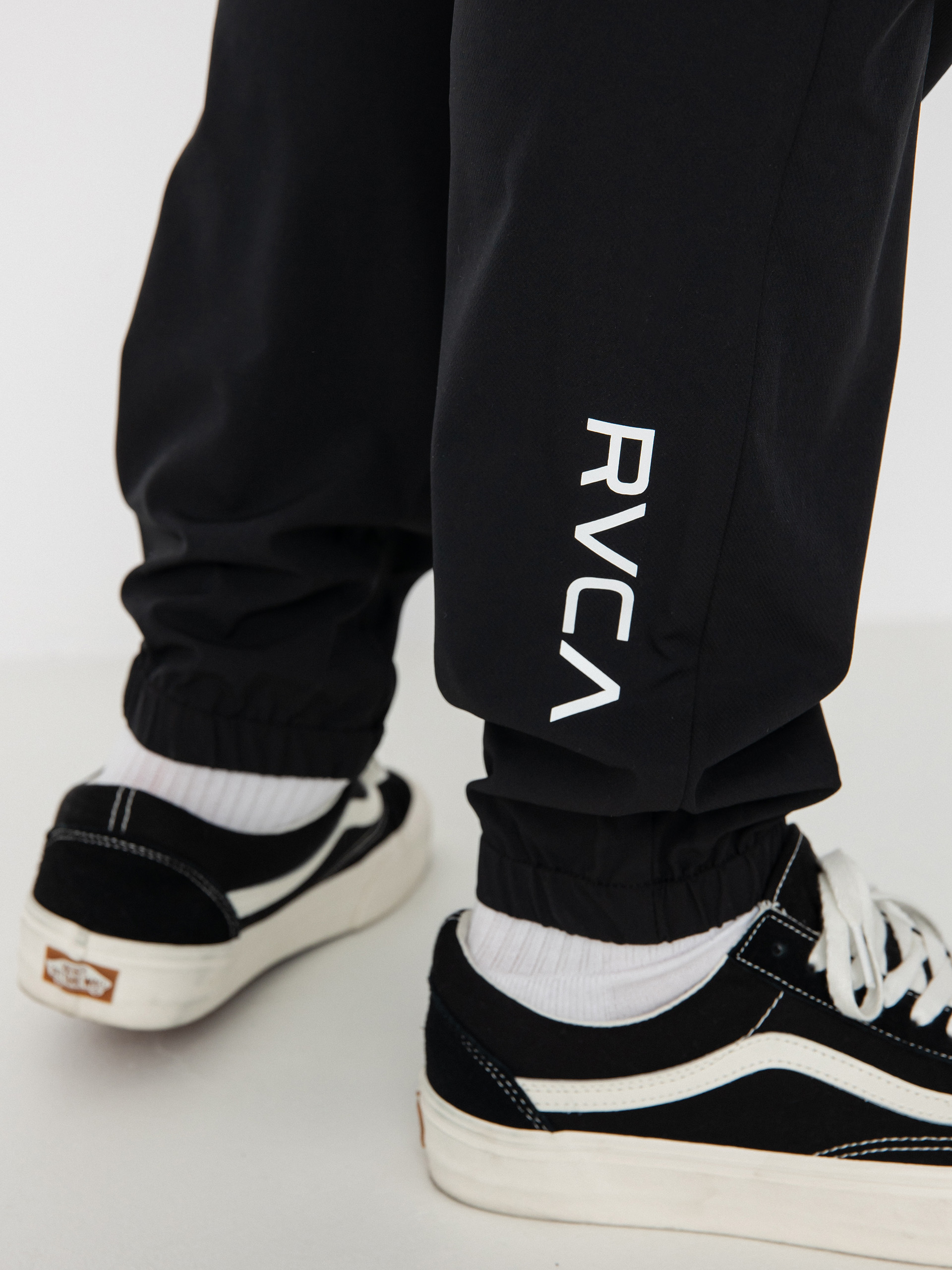 RVCA Yogger II Kisnadrág (black)