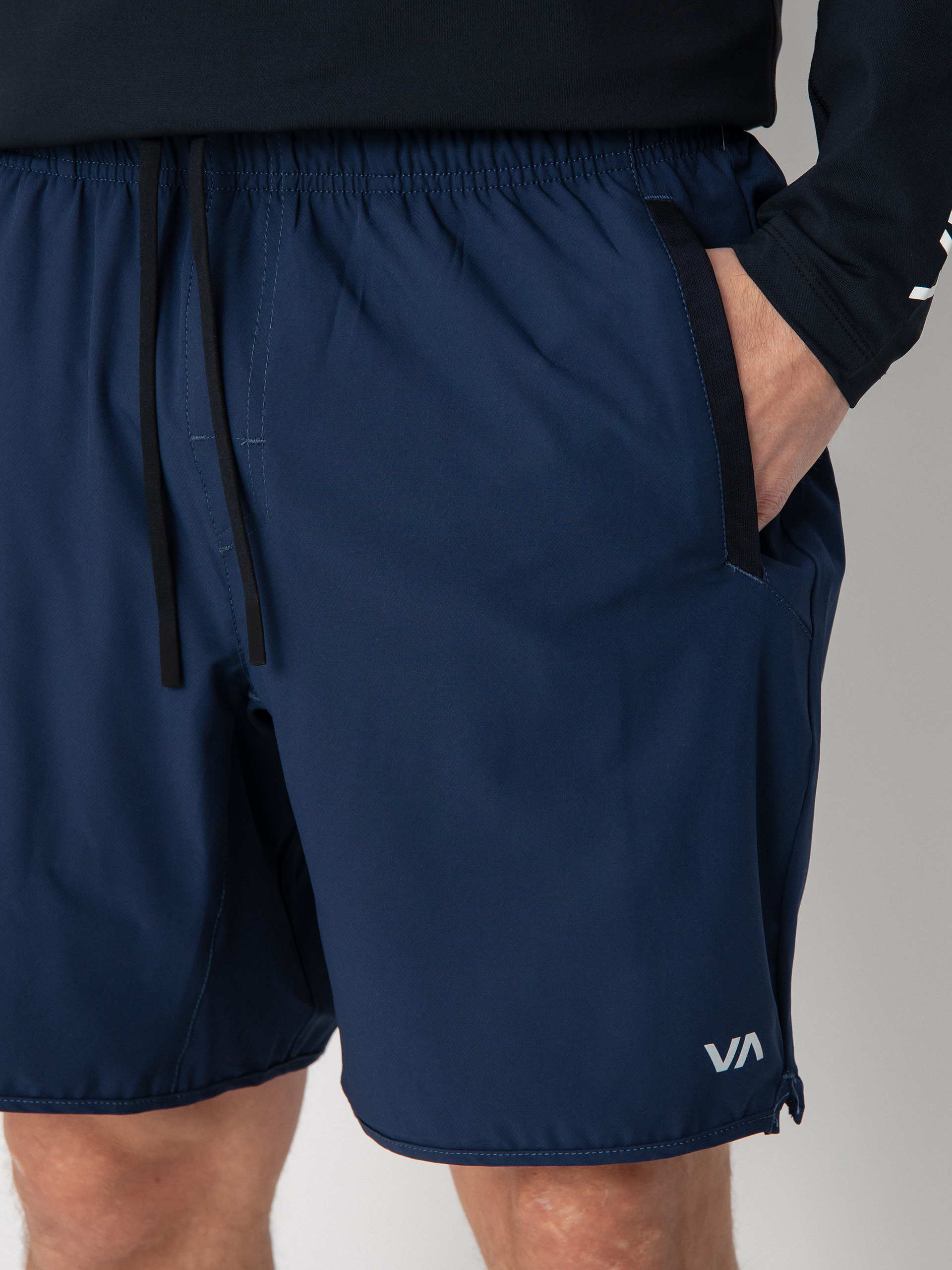 RVCA Yogger Stretch 17 Rövidnadrág (midnight)