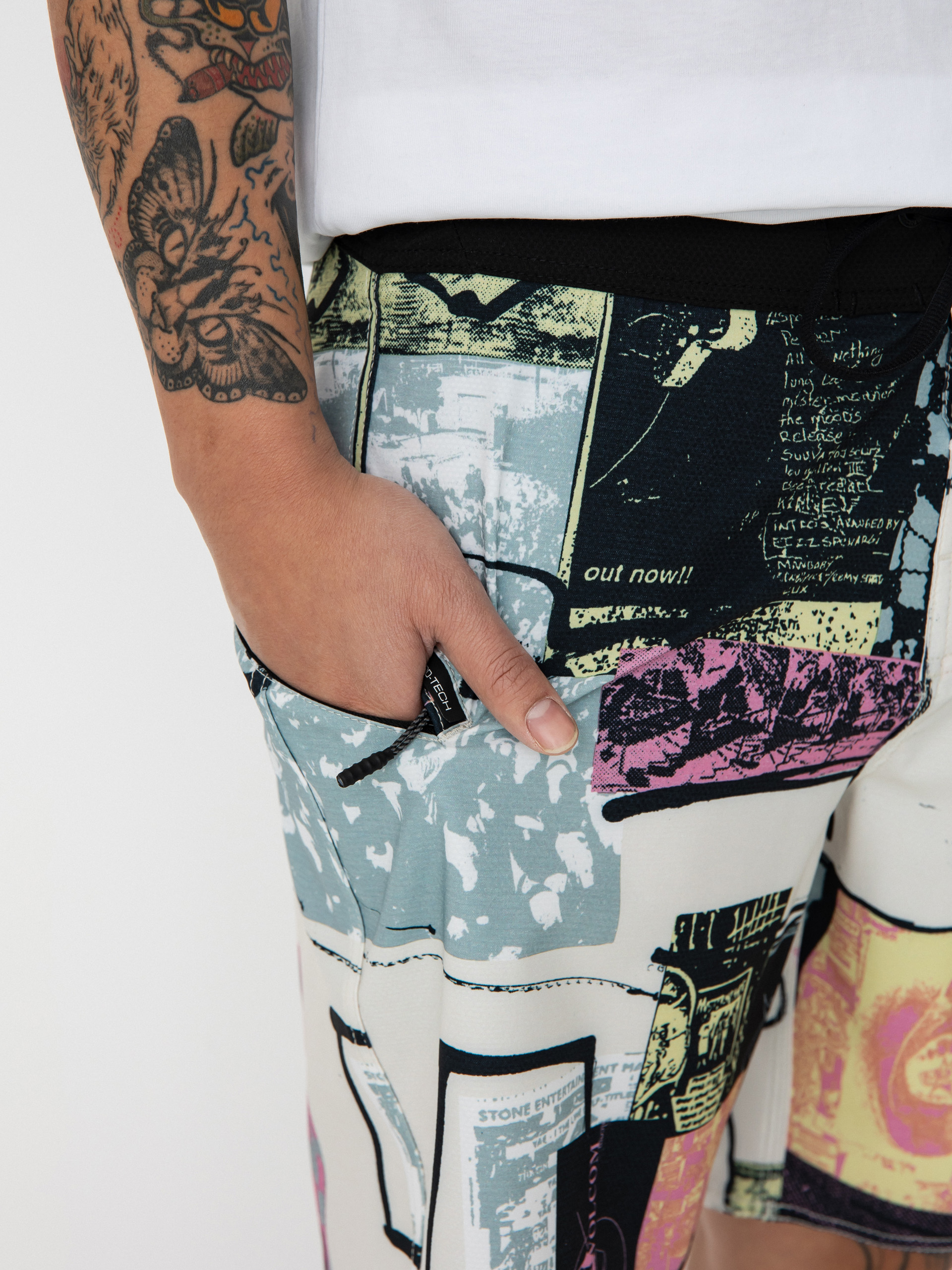 Volcom V Ent Flyer Mod 19 Boardshort (whitecap grey)