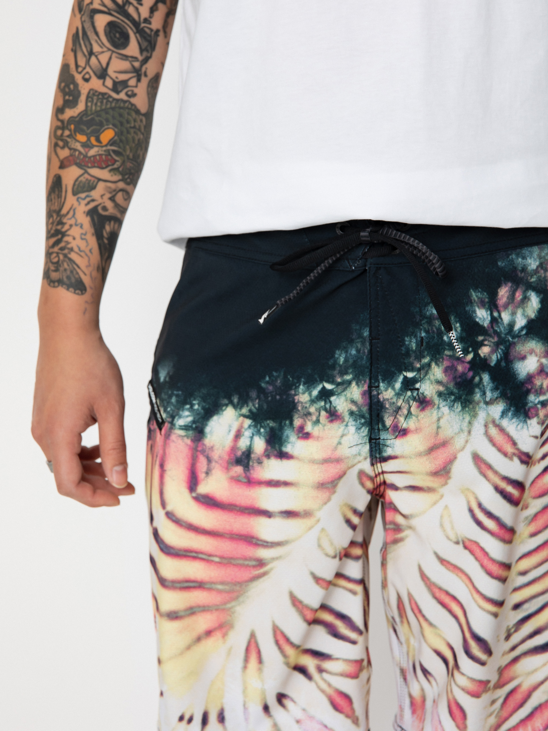 Volcom Mad Wash Mod 19 Boardshort (whitecap grey)