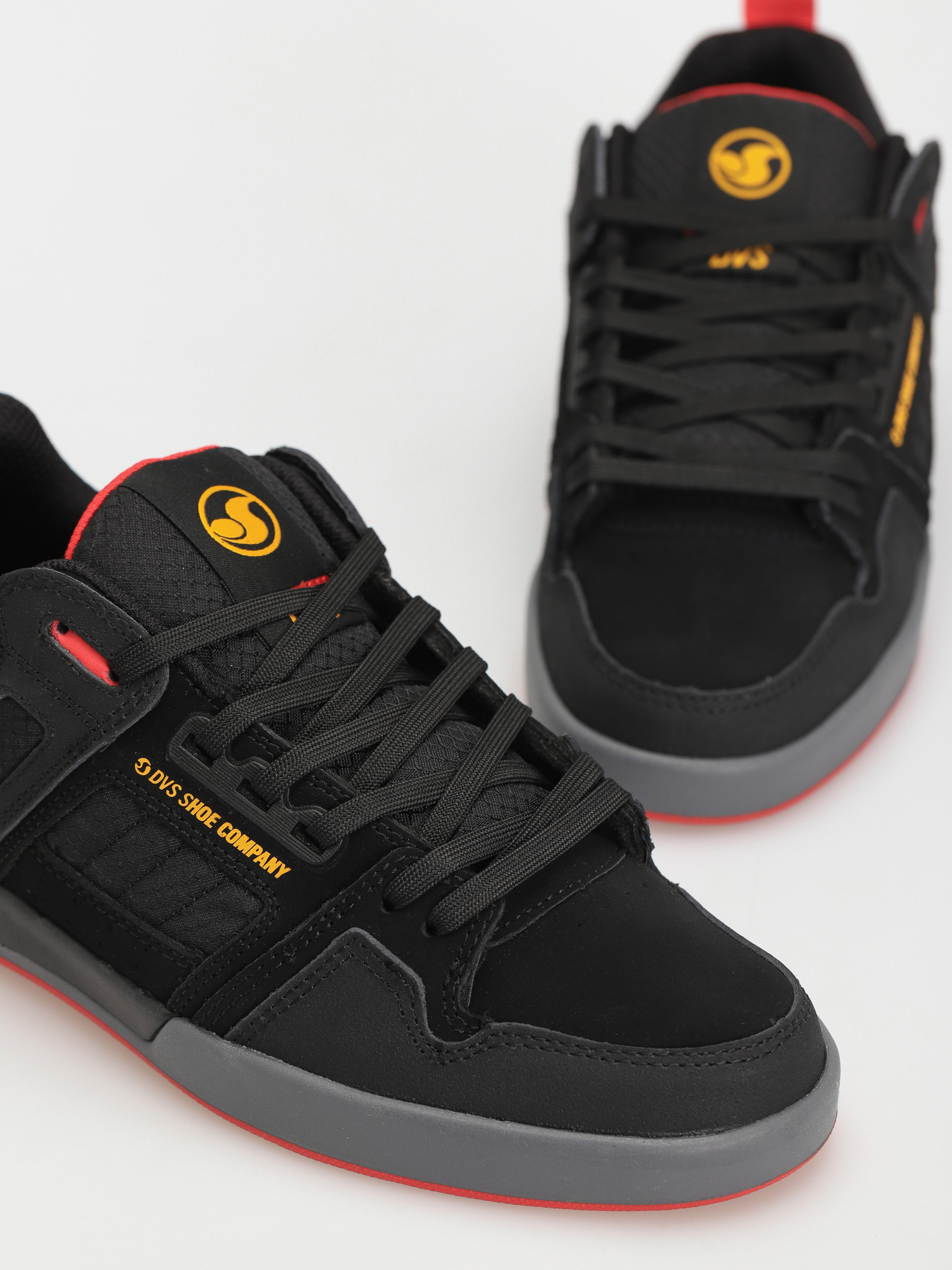 DVS Comanche 2.0+ Cipők (black yellow red nubuck)